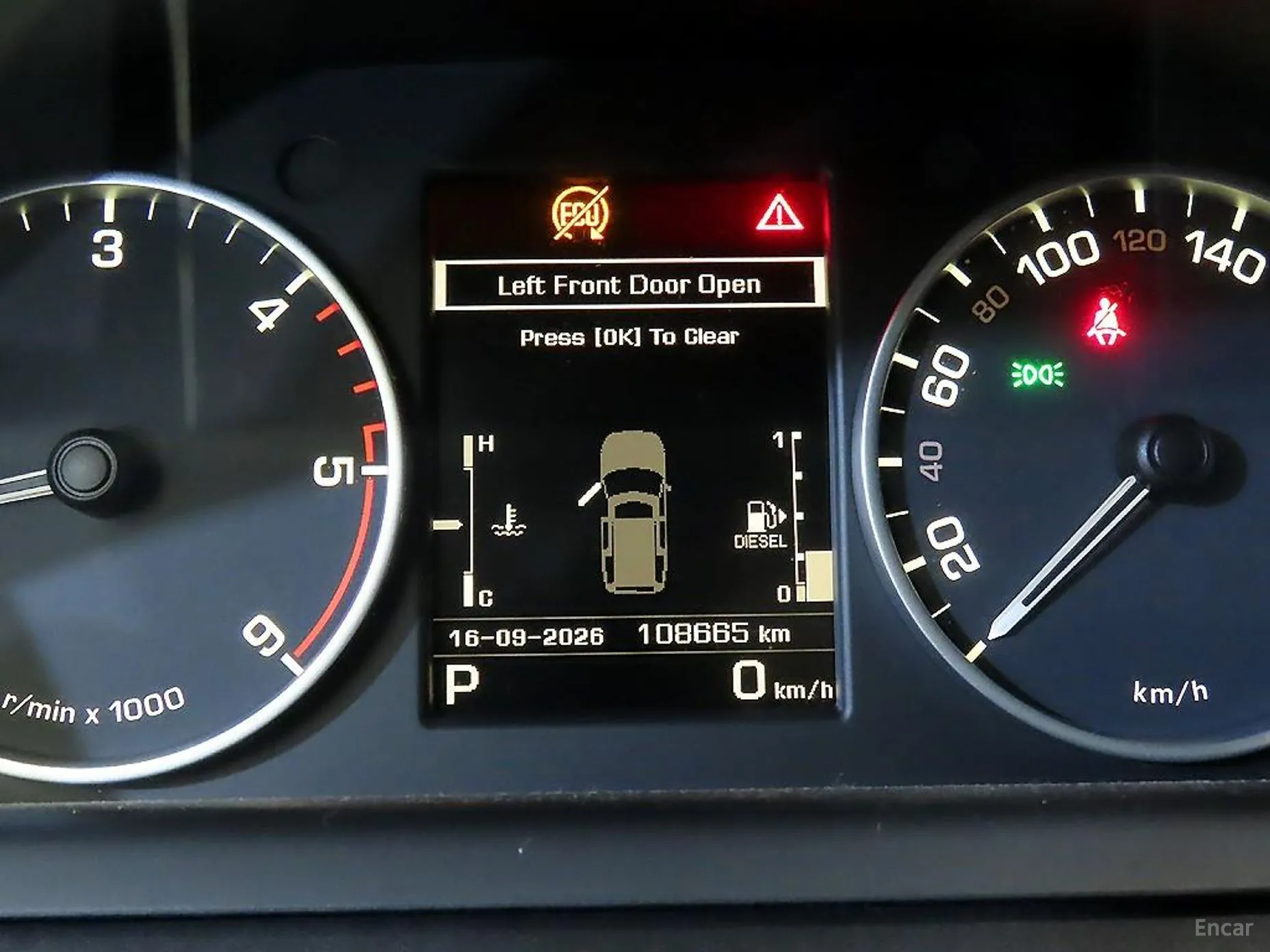 Land Rover Discovery 4 превью 8