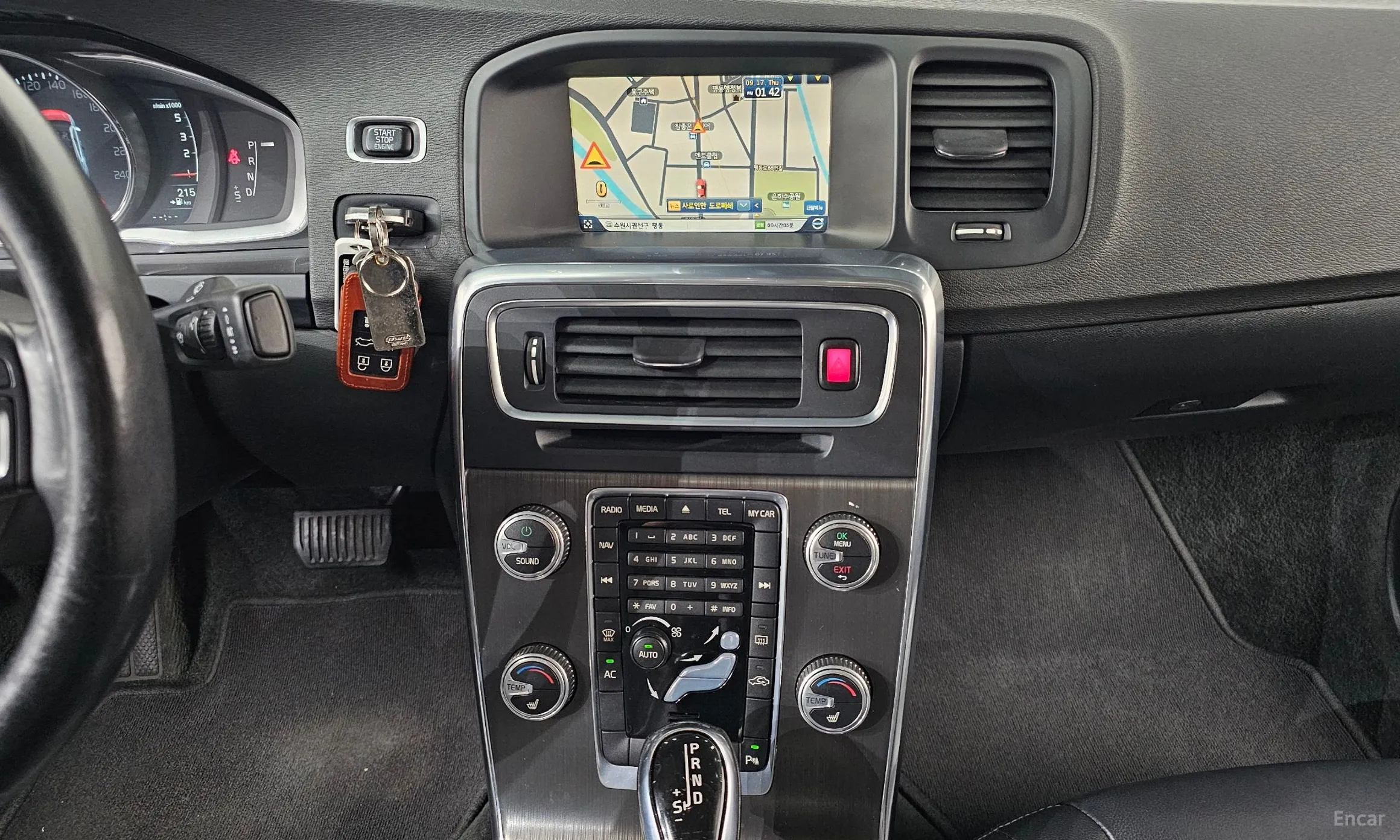 Volvo S60 превью 14