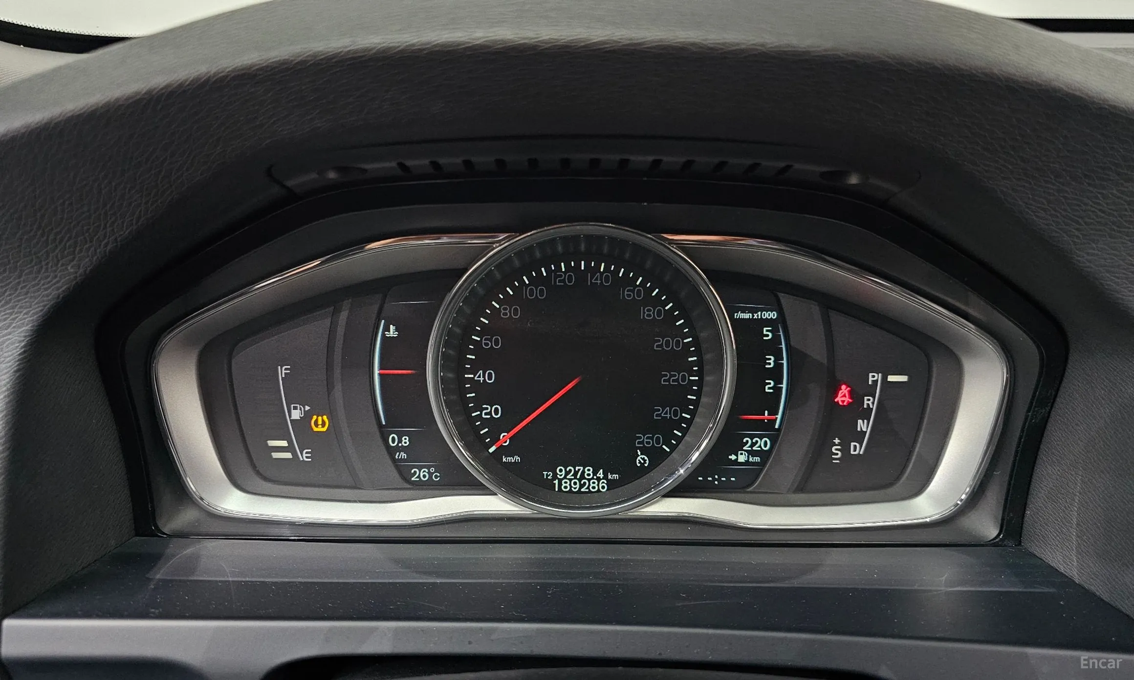 Volvo S60 превью 8
