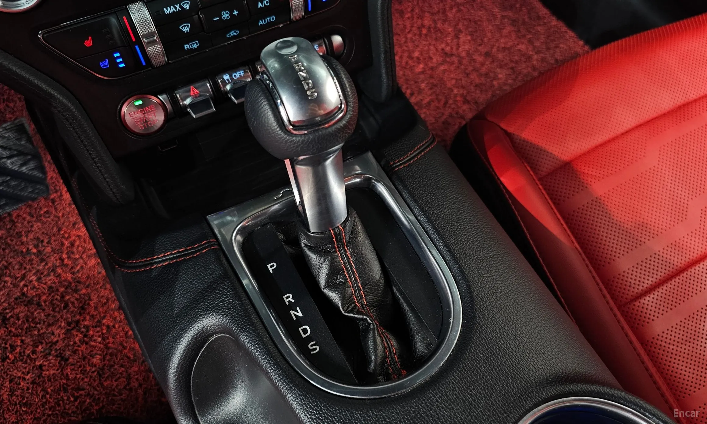 Ford Mustang превью 9