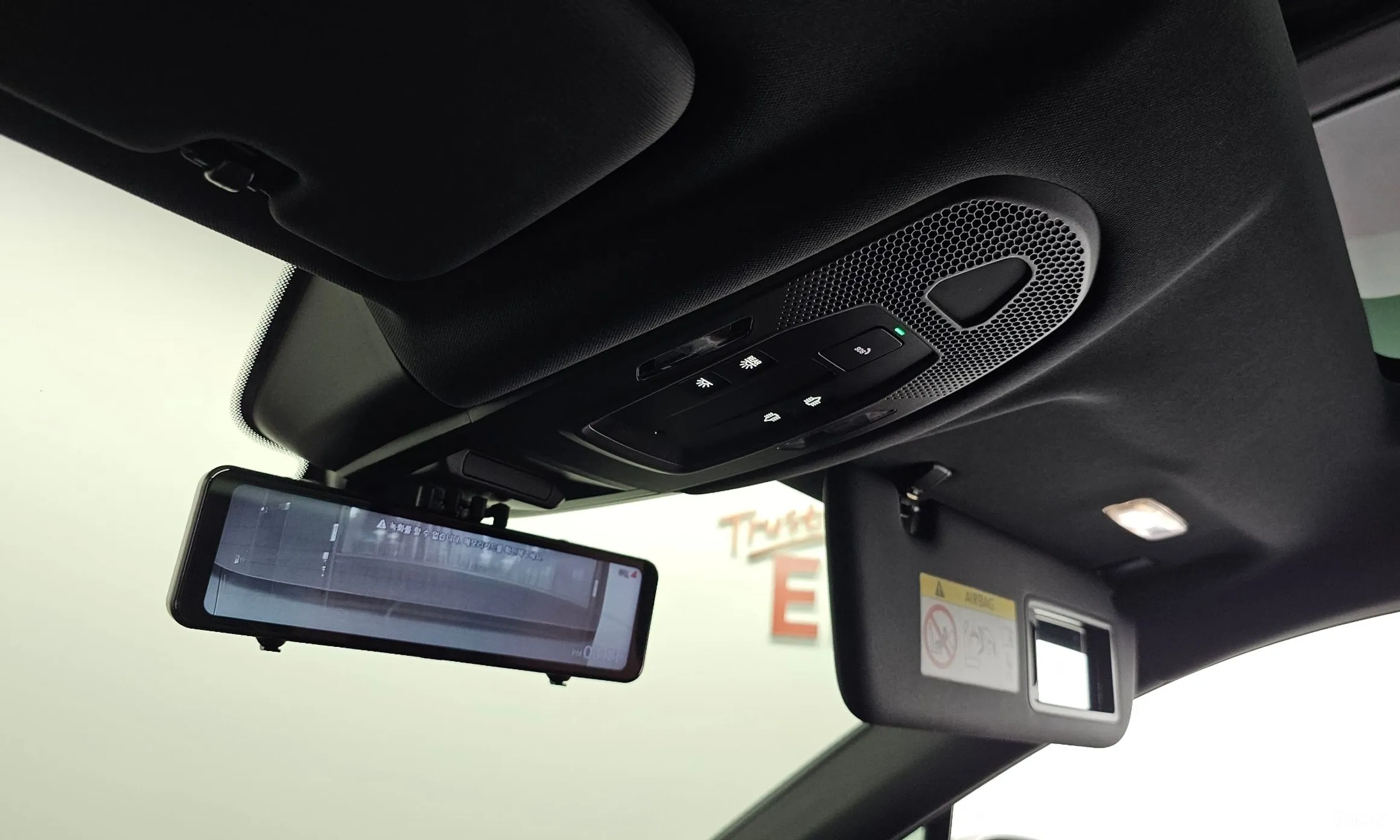 Porsche Cayenne (PO536) превью 17