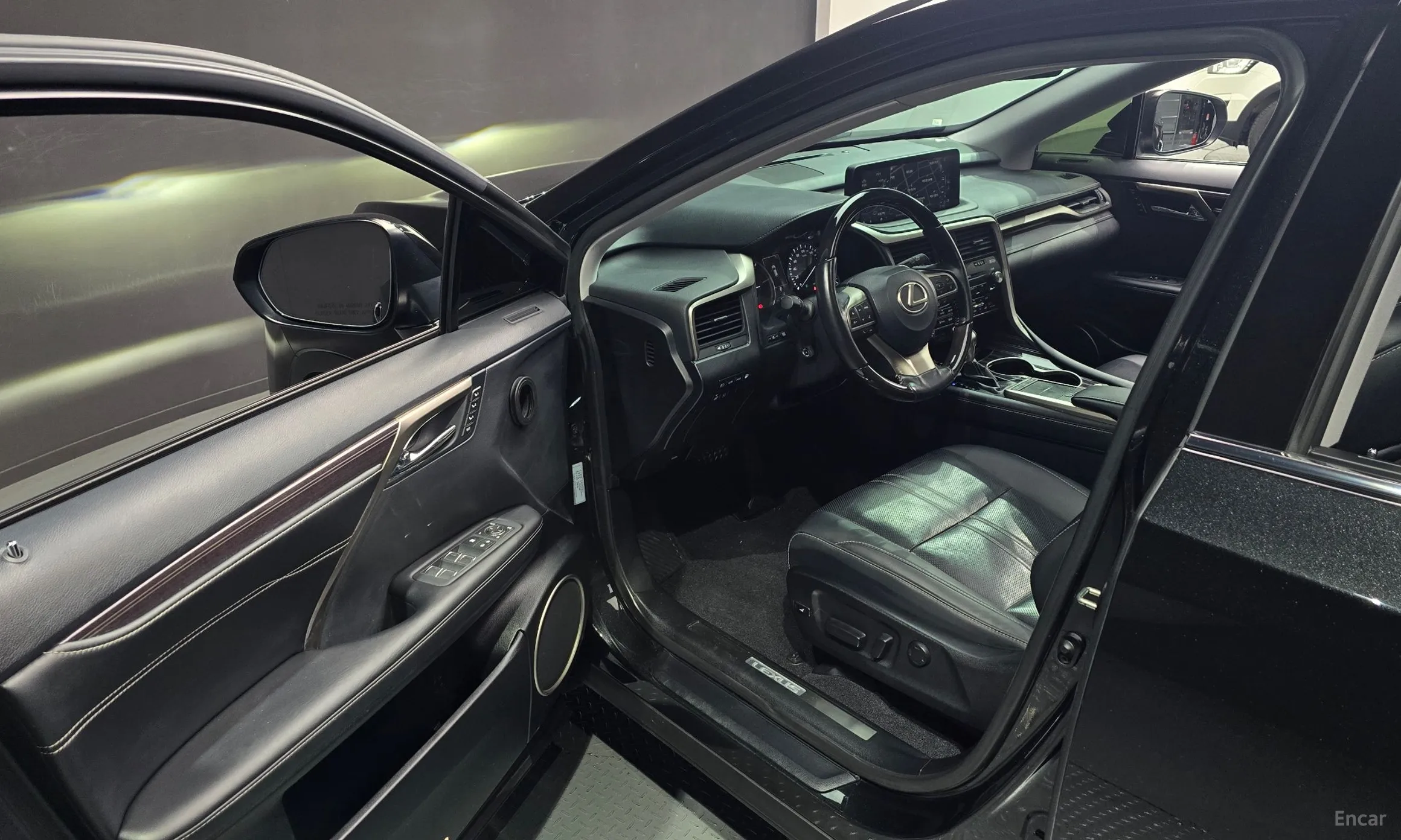Lexus RX450h Gen 4 превью 11