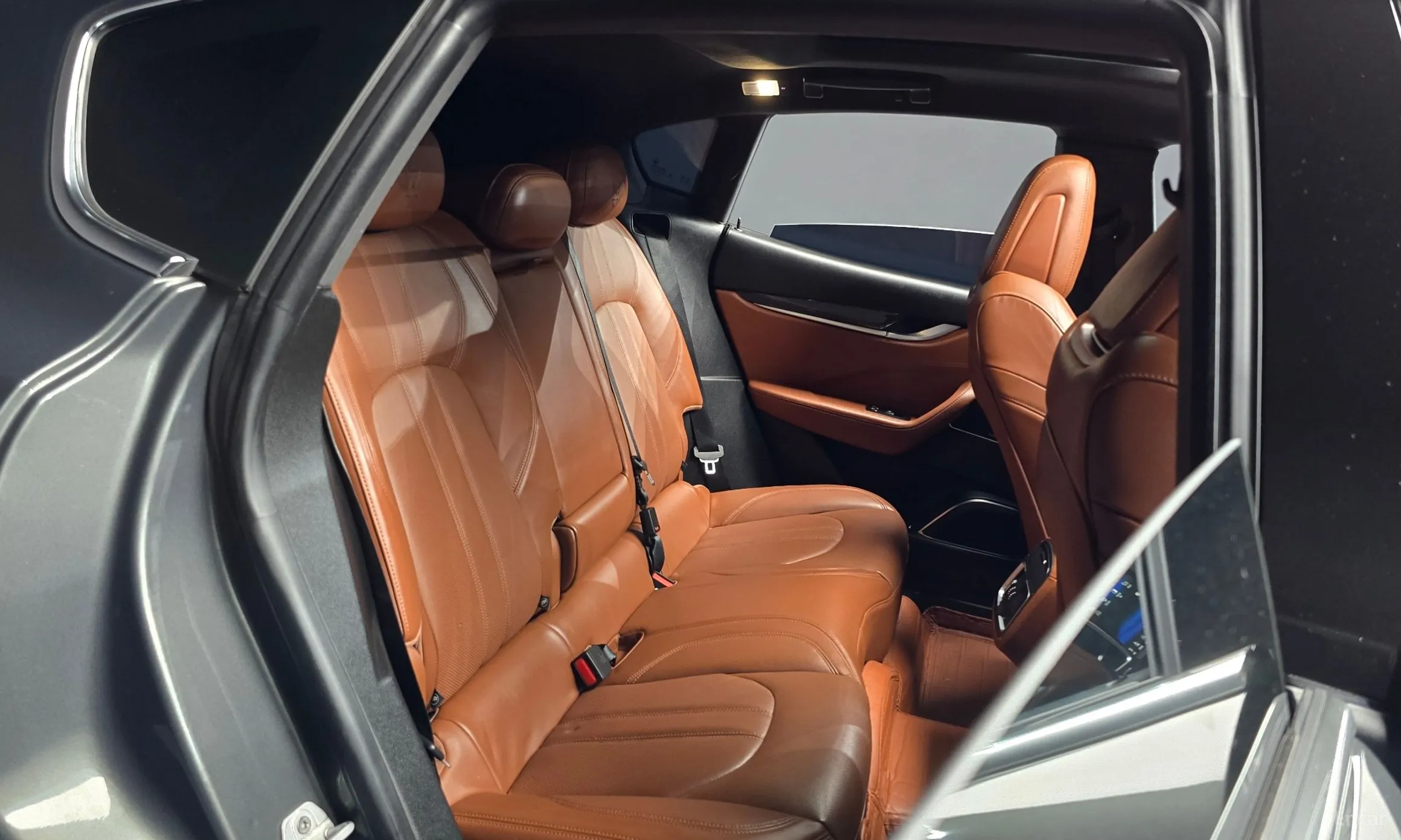 Maserati Levante превью 12
