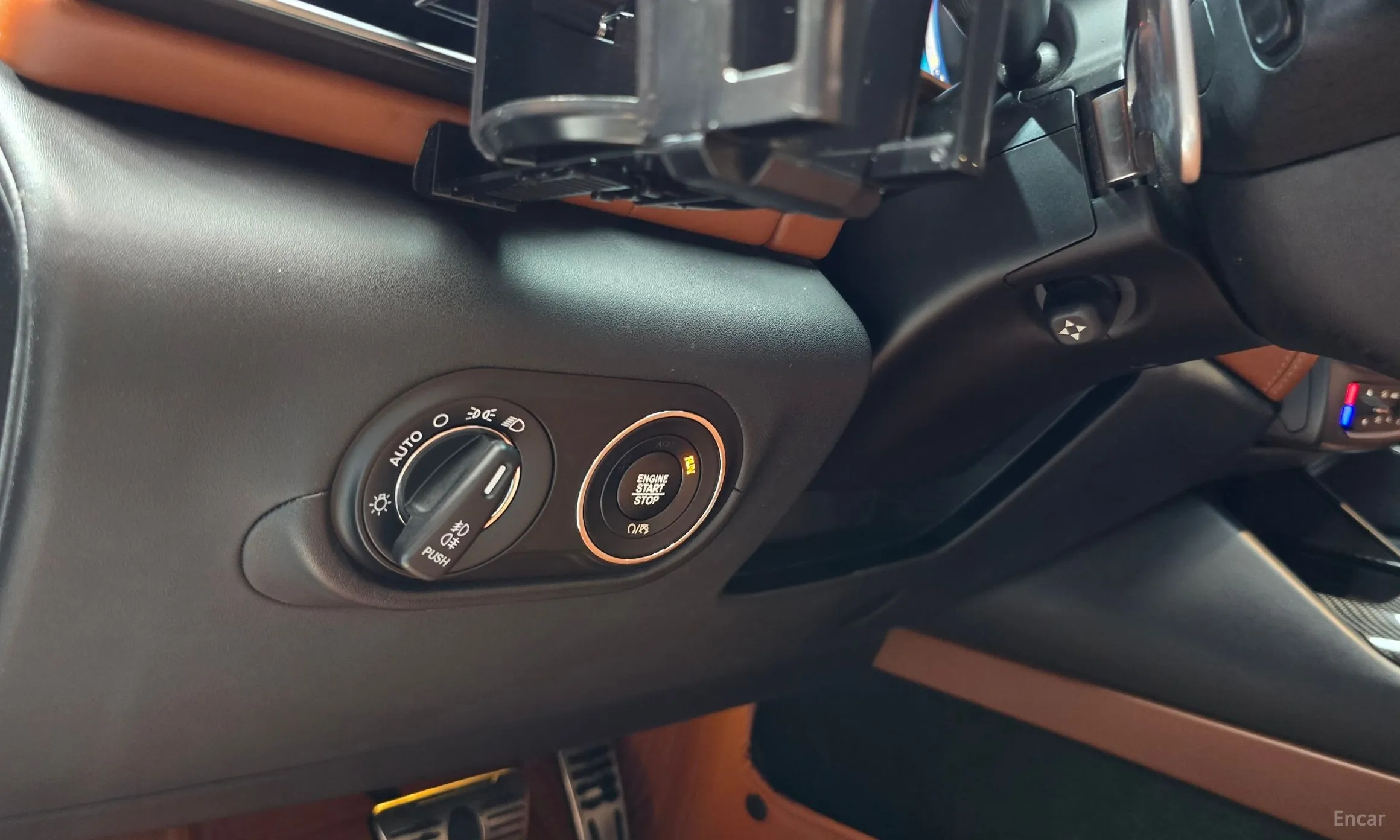 Maserati Levante превью 16