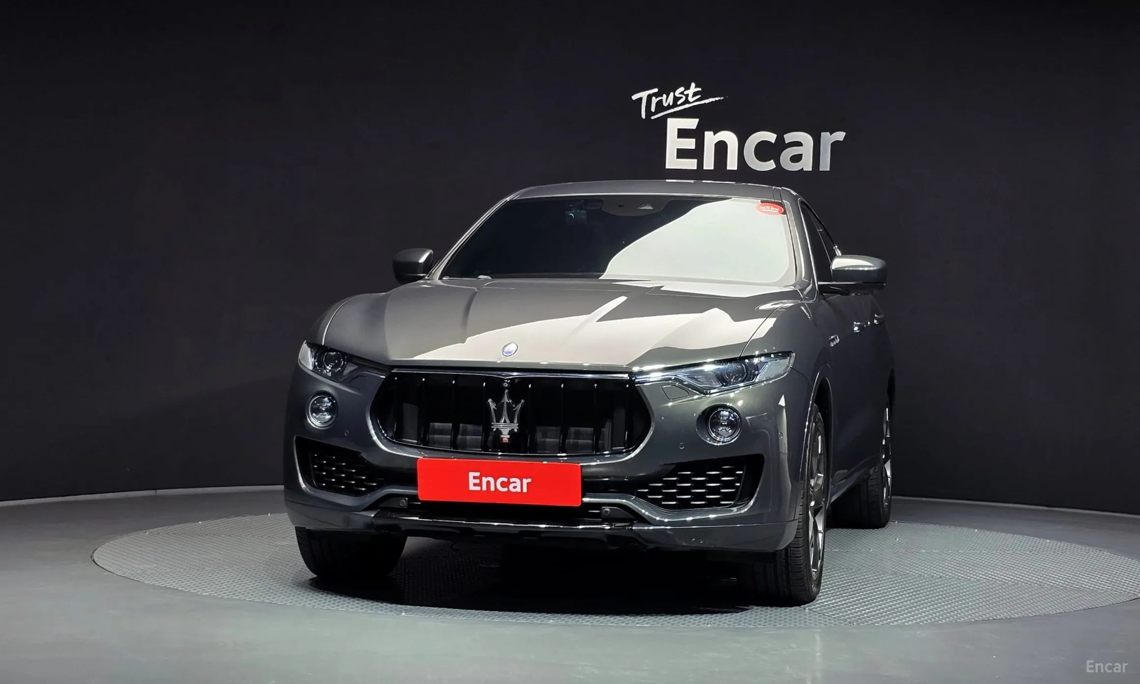 Maserati Levante превью 3