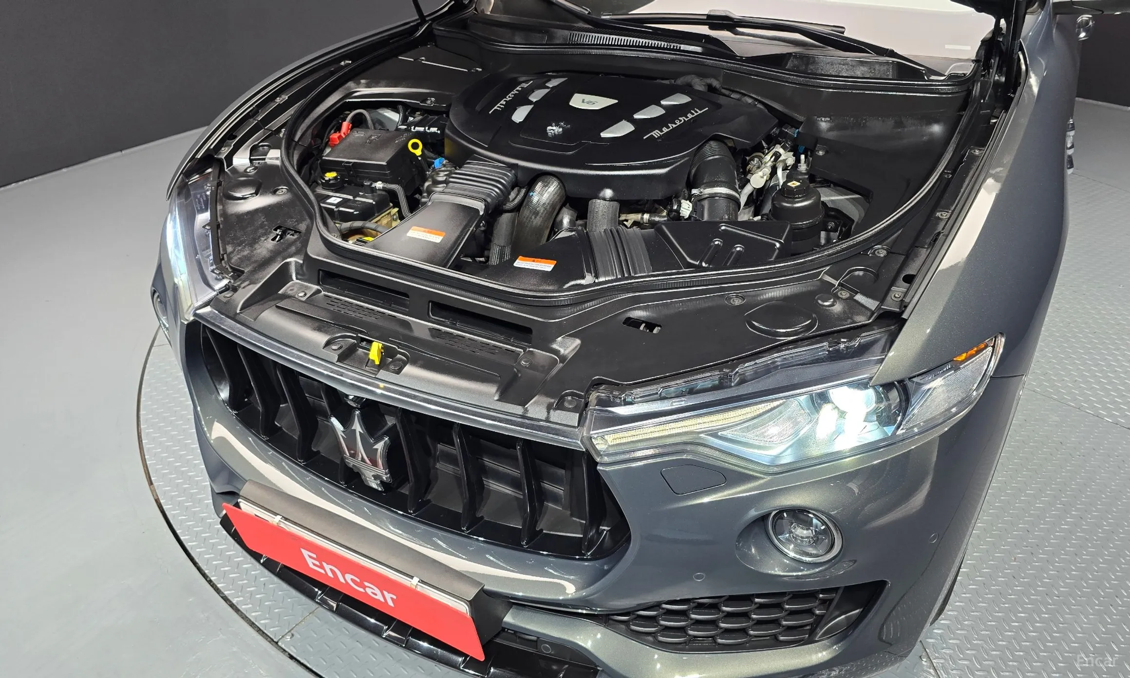 Maserati Levante превью 6