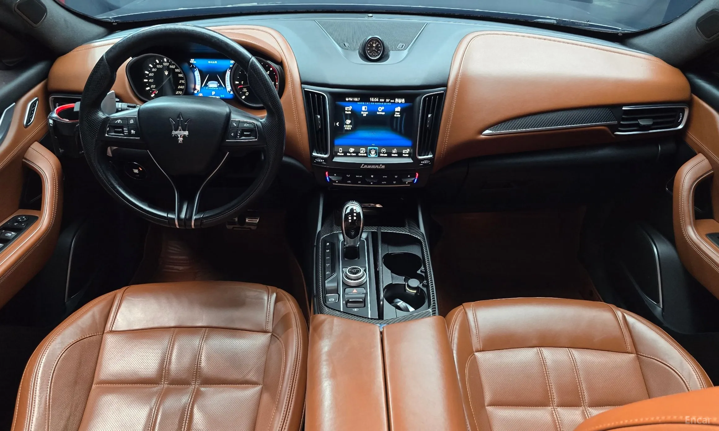 Maserati Levante превью 7