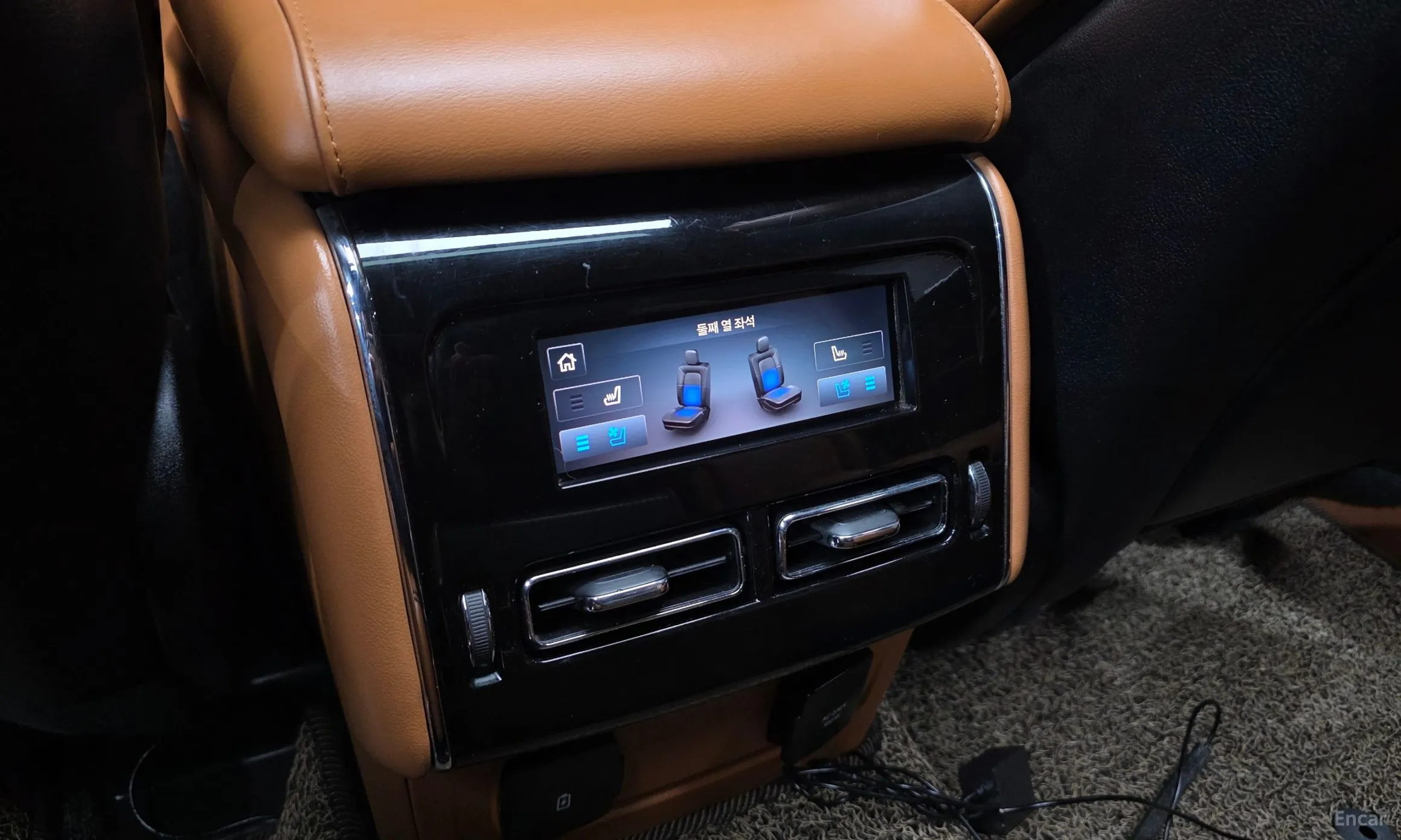 Lincoln Aviator 2nd Generation превью 18