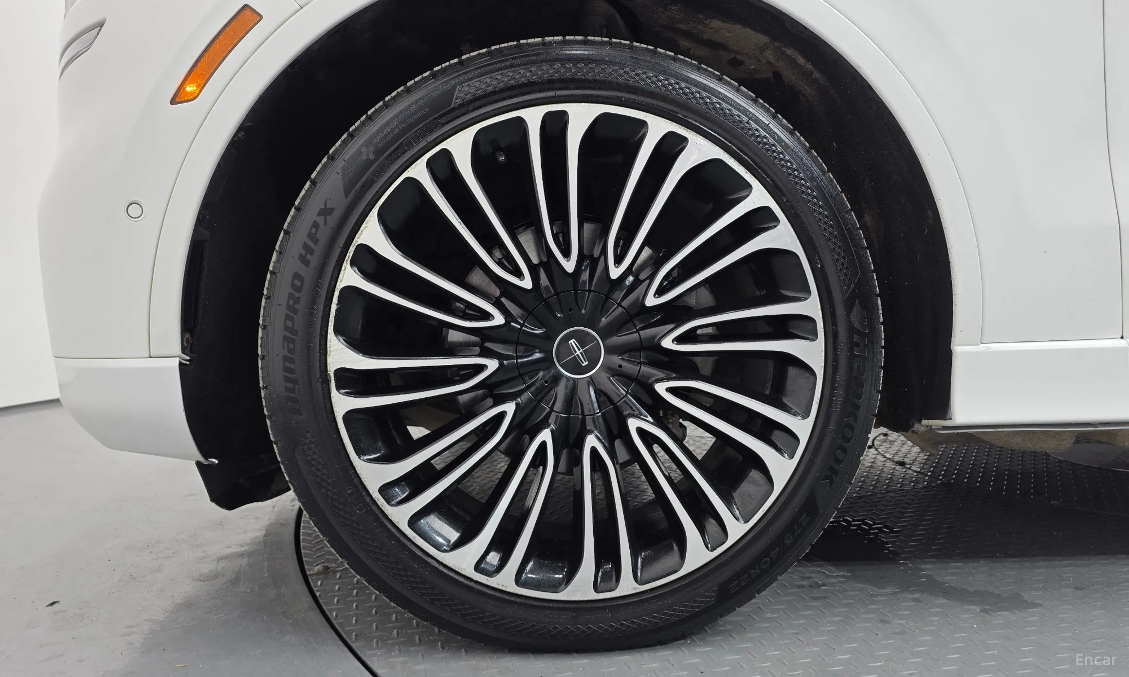 Lincoln Aviator 2nd Generation превью 5