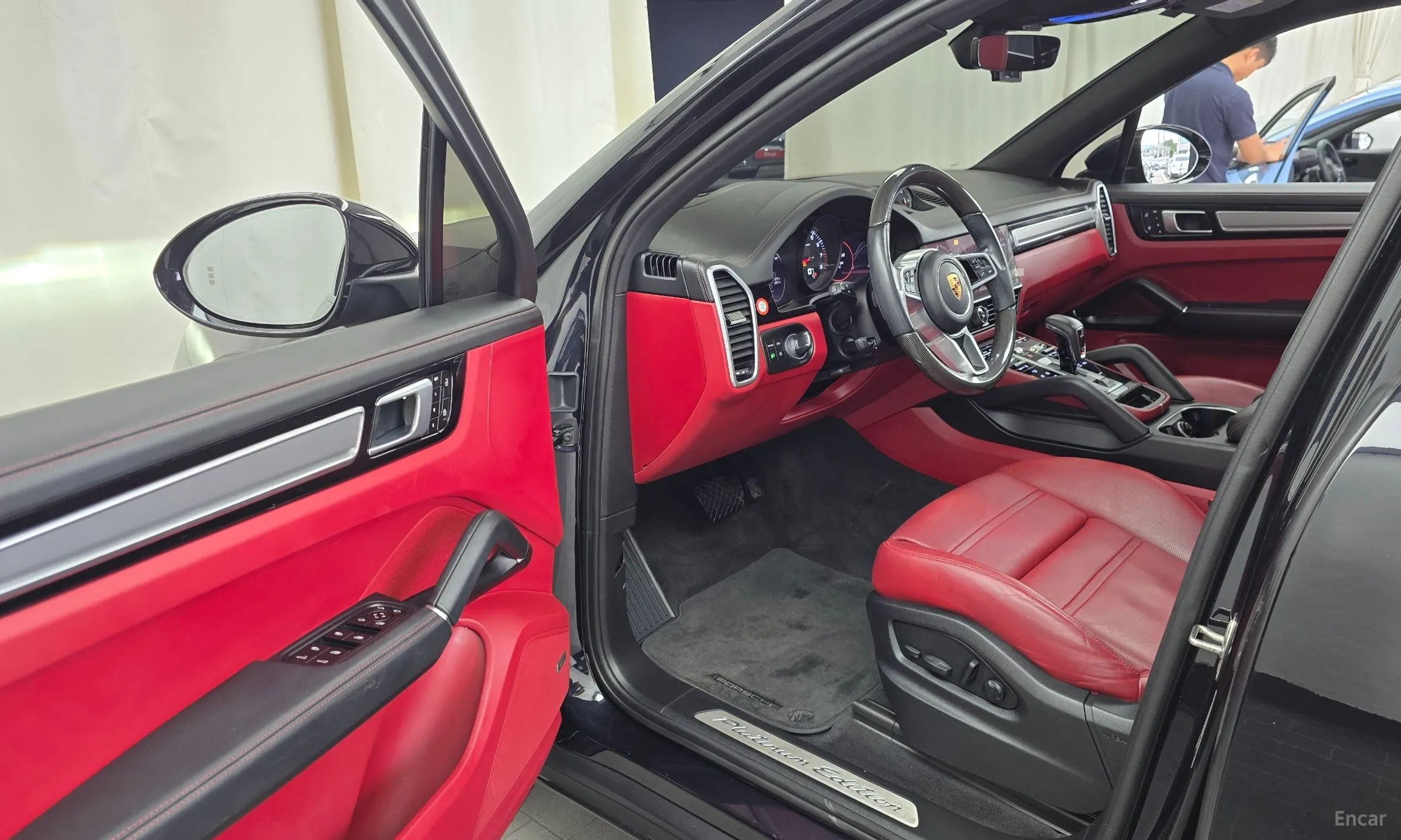 Porsche Cayenne (PO536) превью 10