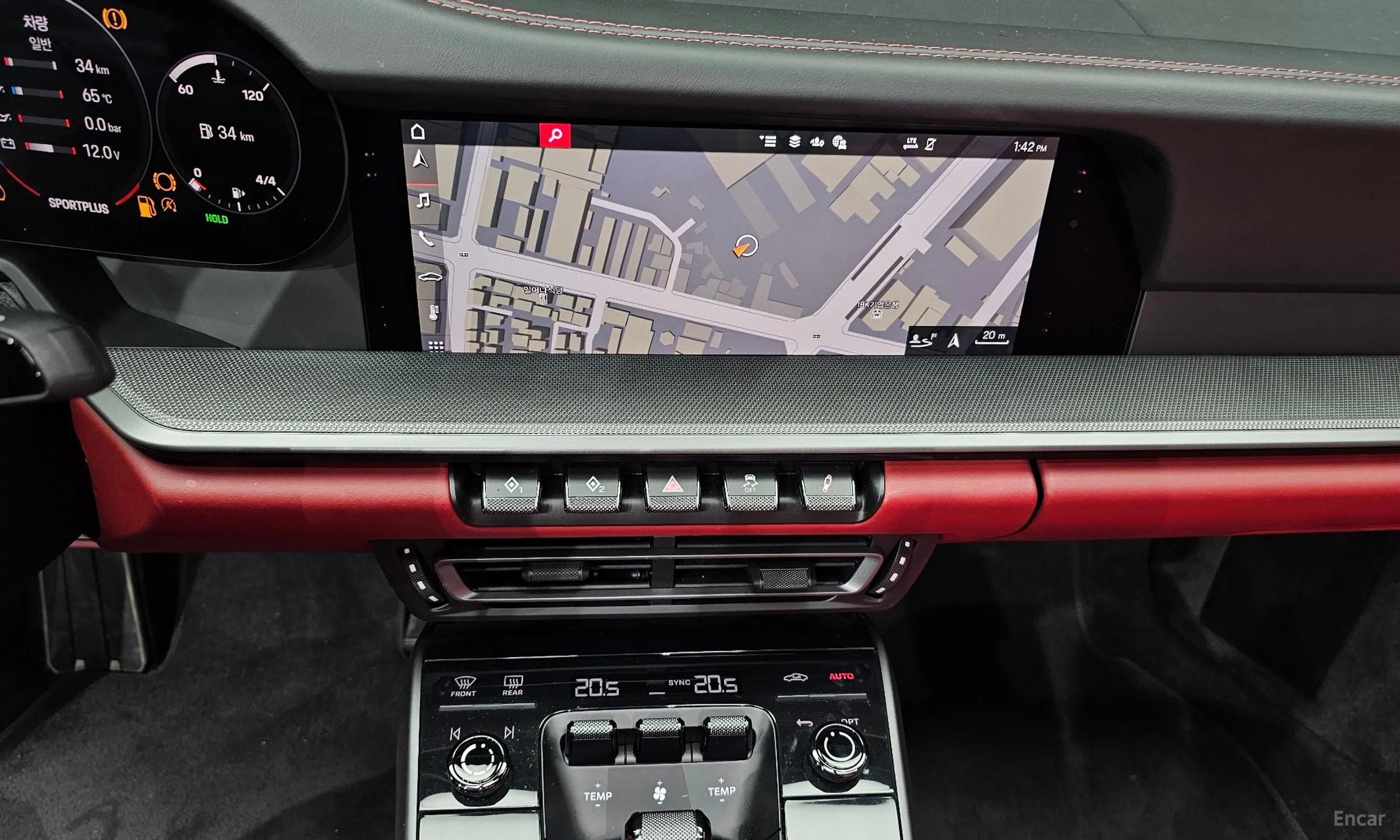 Porsche 911 (992) превью 14