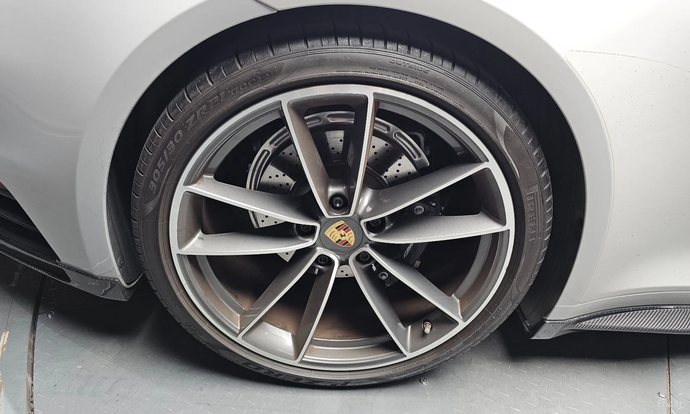 Porsche 911 (992) превью 5
