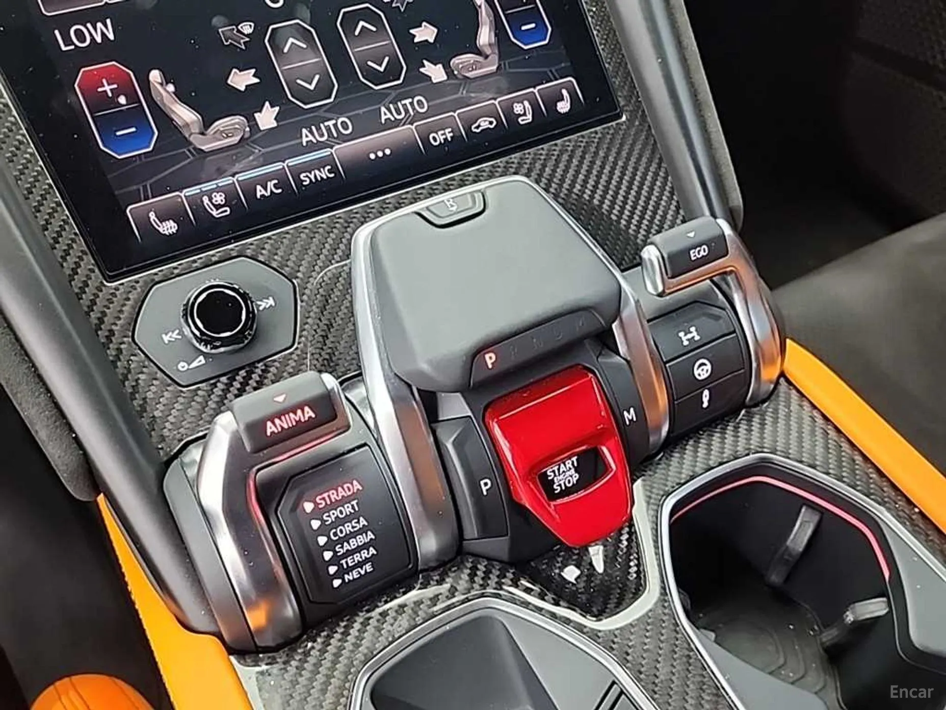 Lamborghini Urus превью 8