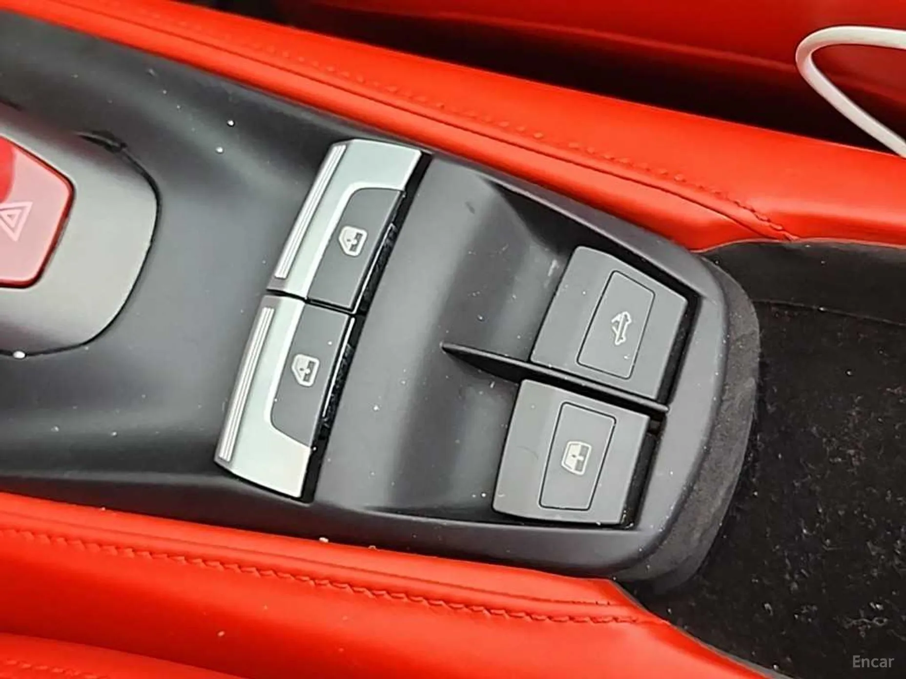 Ferrari 488 Spider превью 13