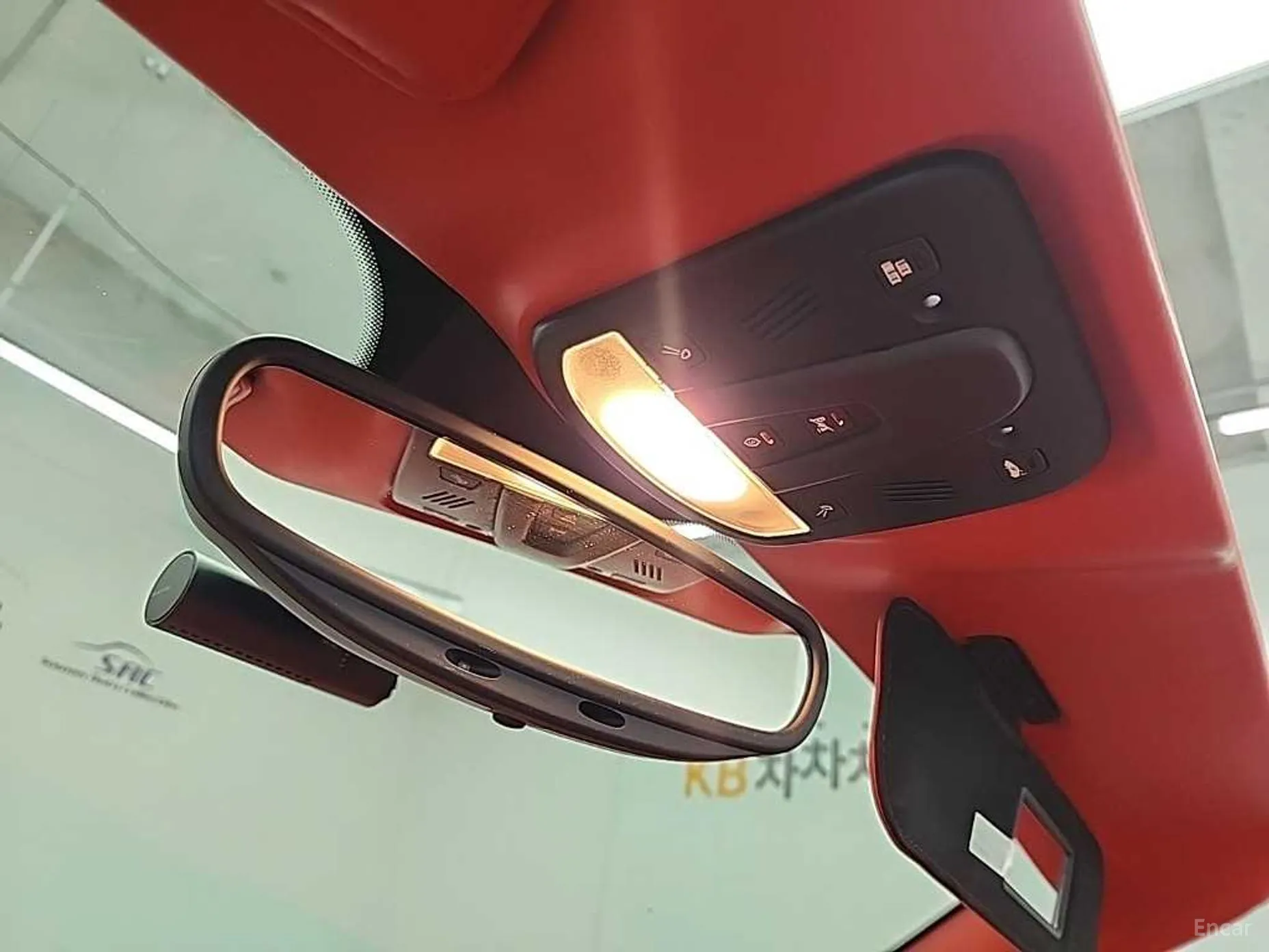 Ferrari 488 Spider превью 14