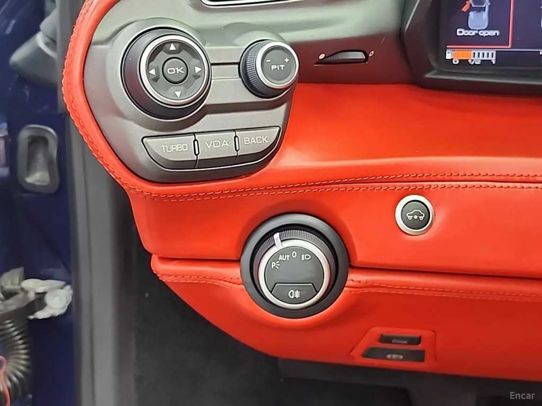 Ferrari 488 Spider превью 17