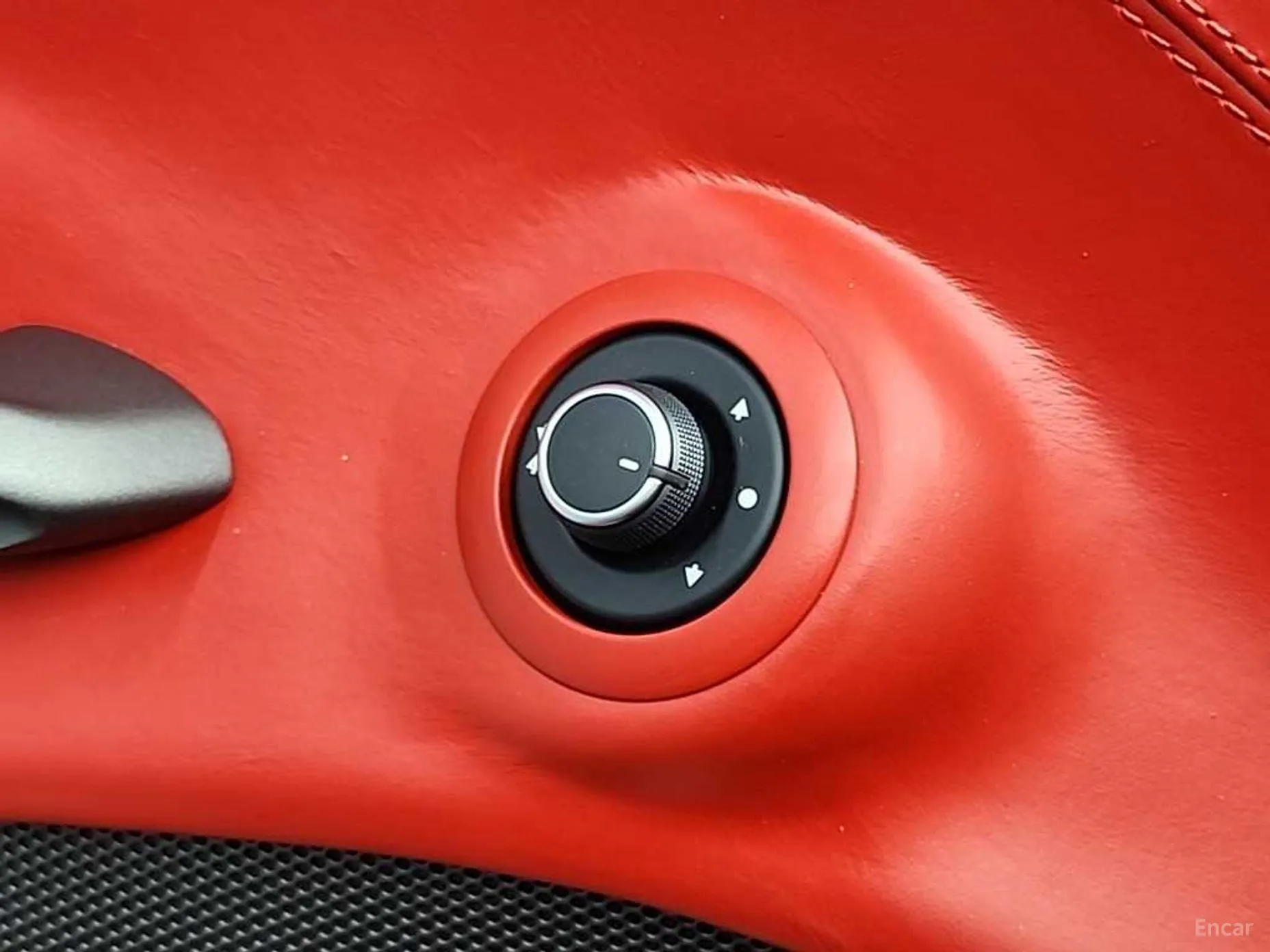 Ferrari 488 Spider превью 18