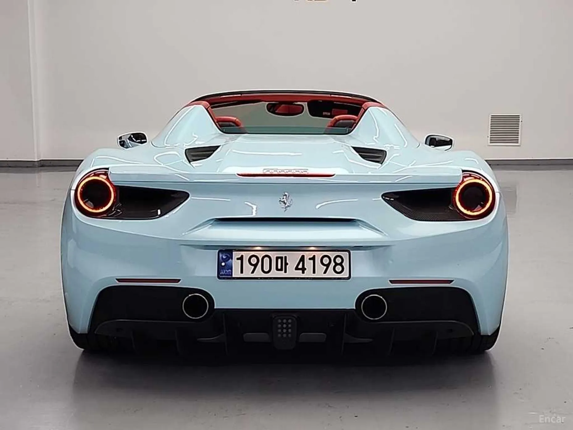 Ferrari 488 Spider превью 3