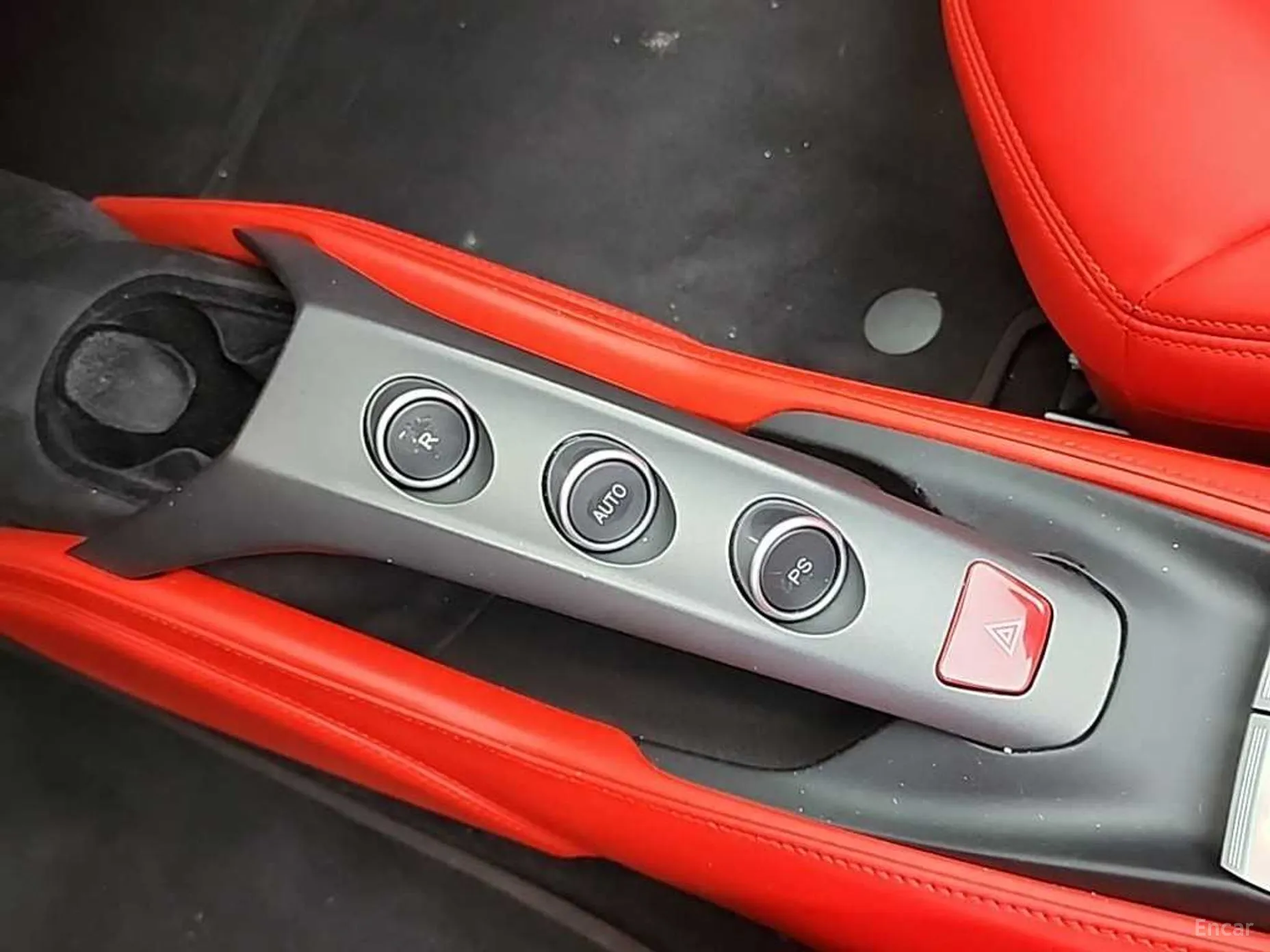 Ferrari 488 Spider превью 8