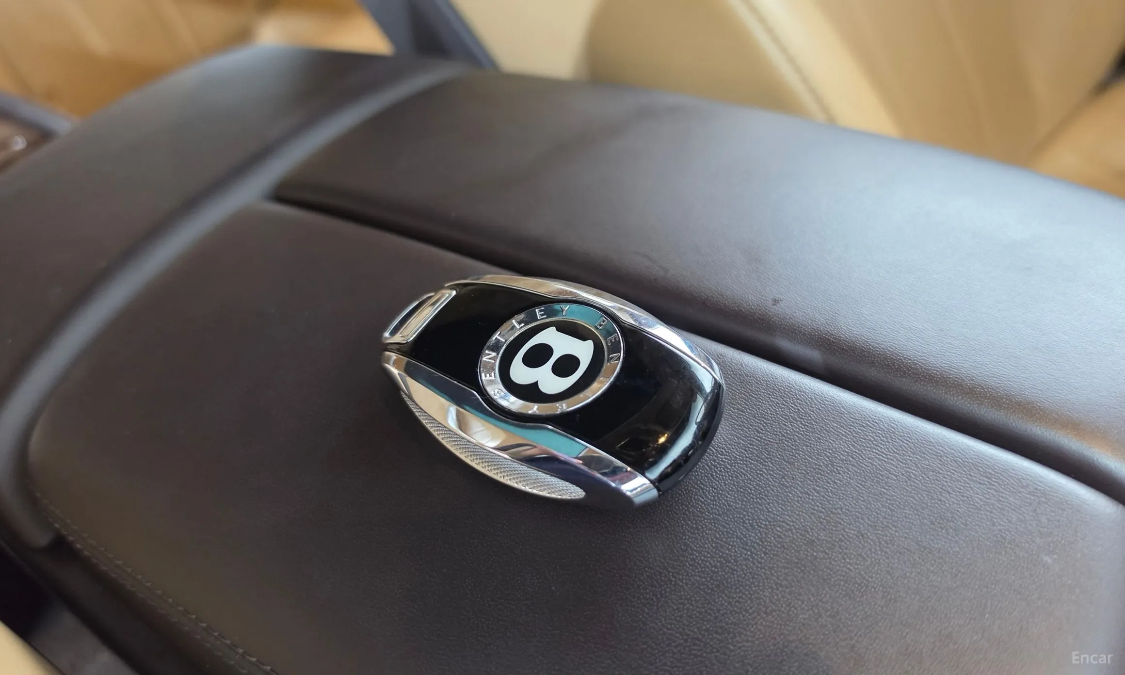 Bentley Bentayga превью 17