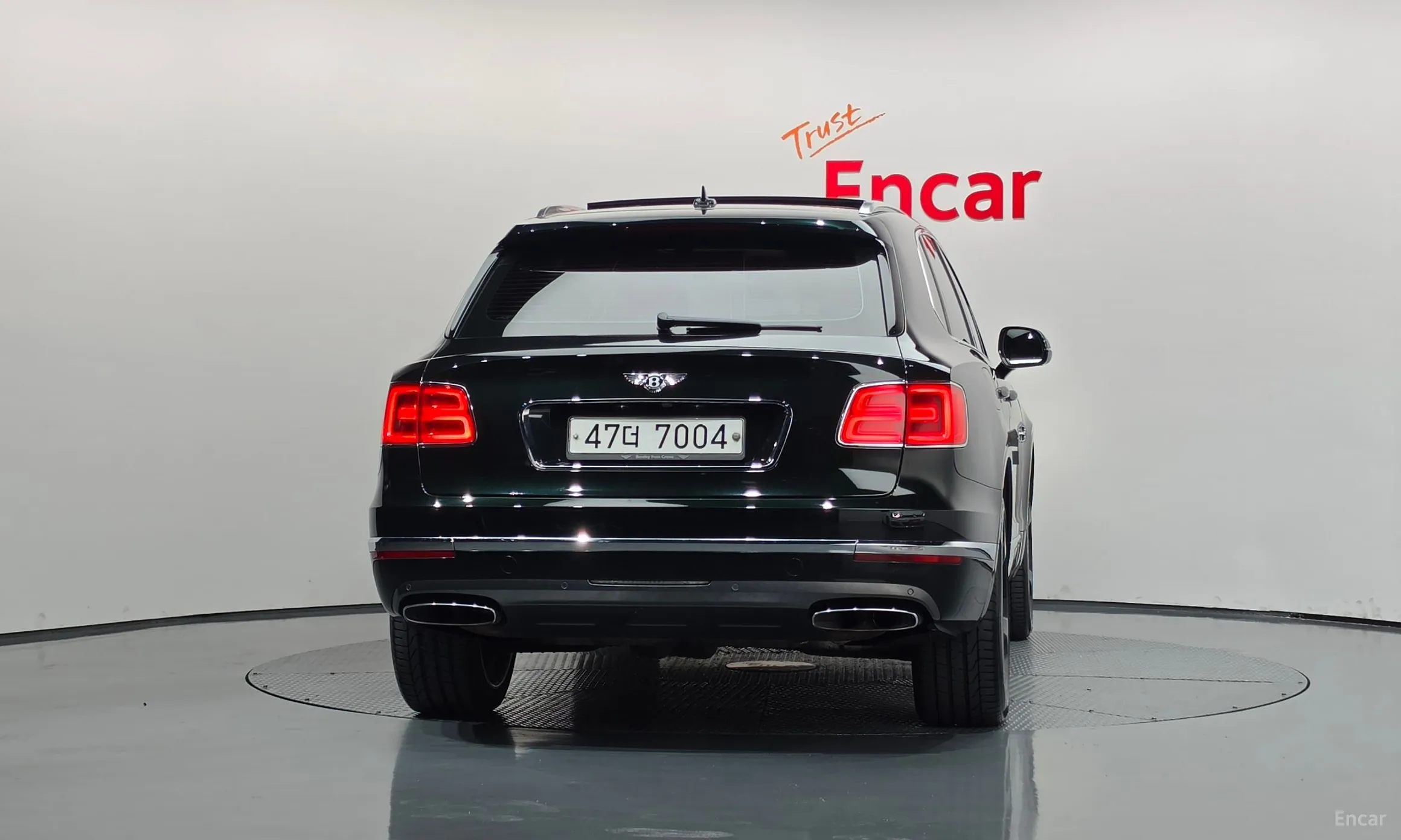 Bentley Bentayga превью 4