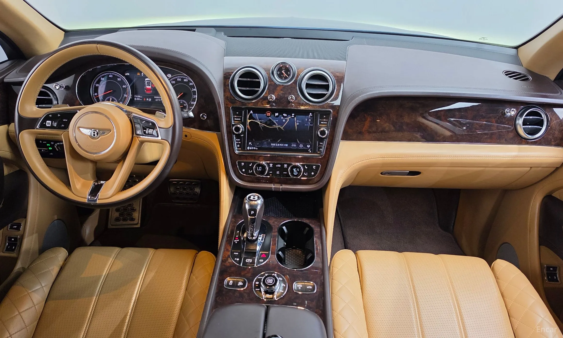 Bentley Bentayga превью 7