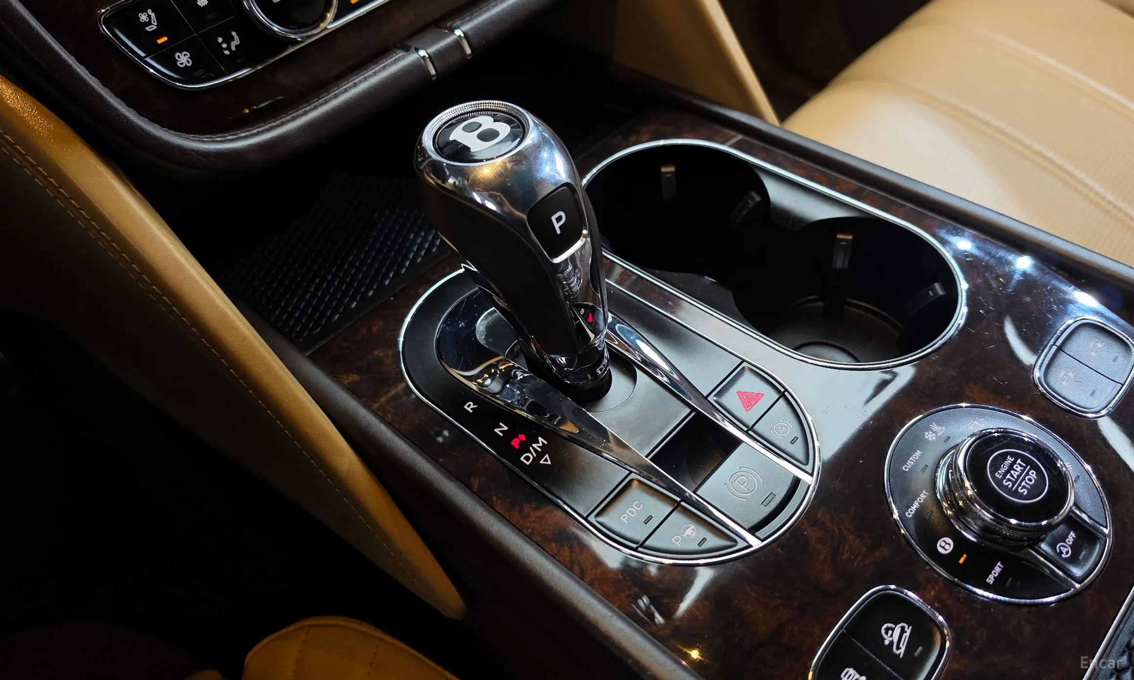 Bentley Bentayga превью 9