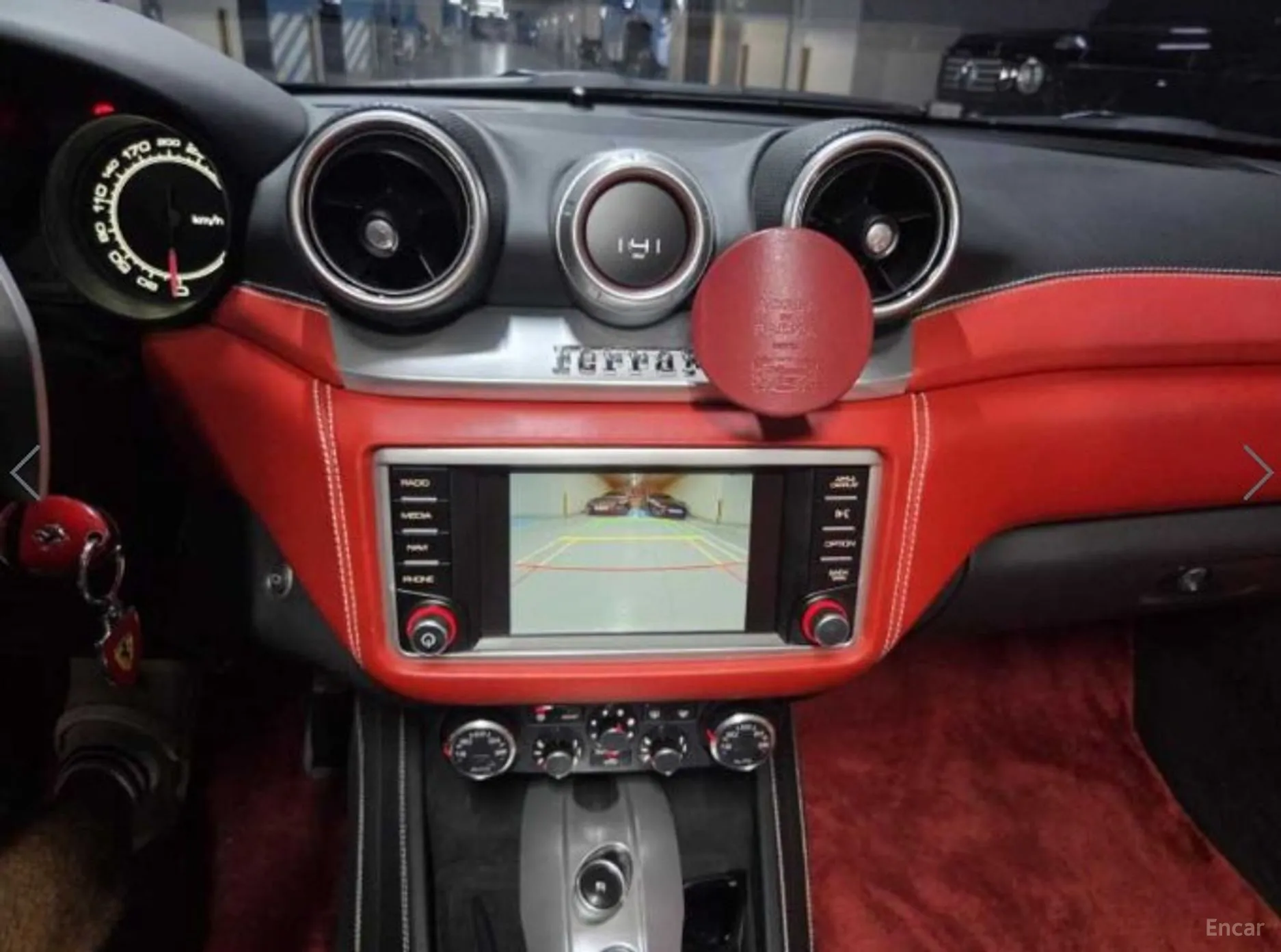 Ferrari California превью 15