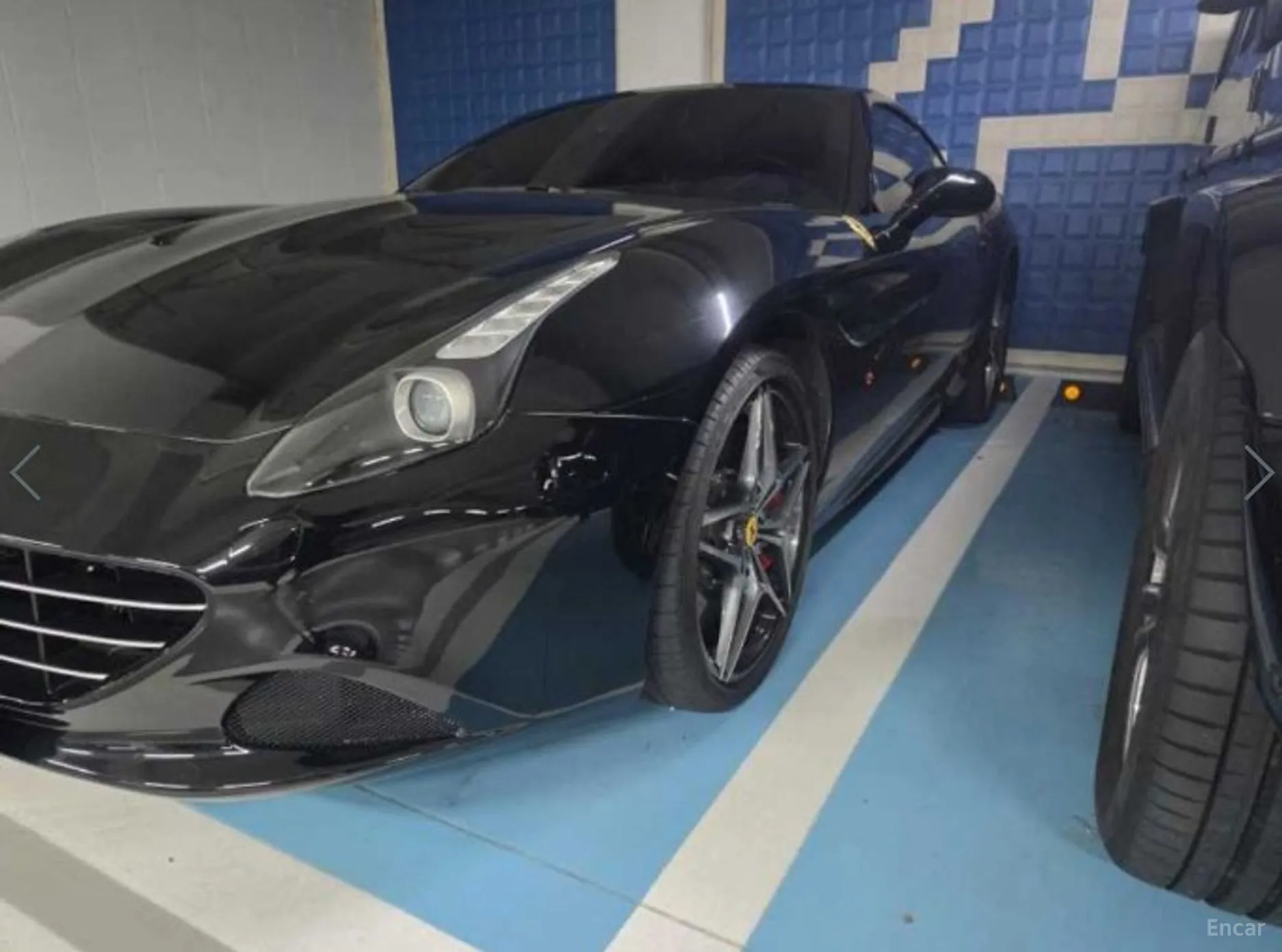 Ferrari California превью 3
