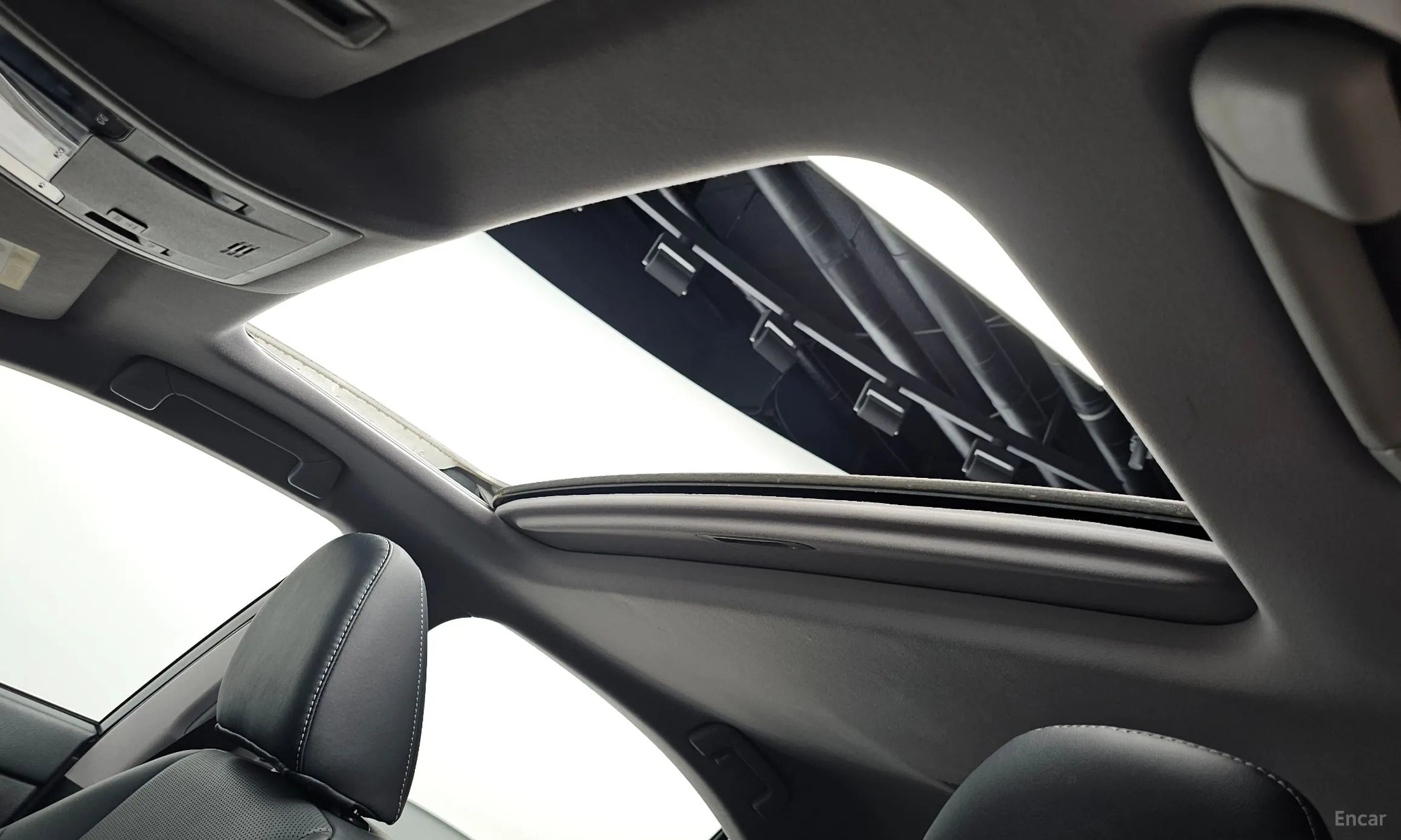 Lexus New ES300h превью 18