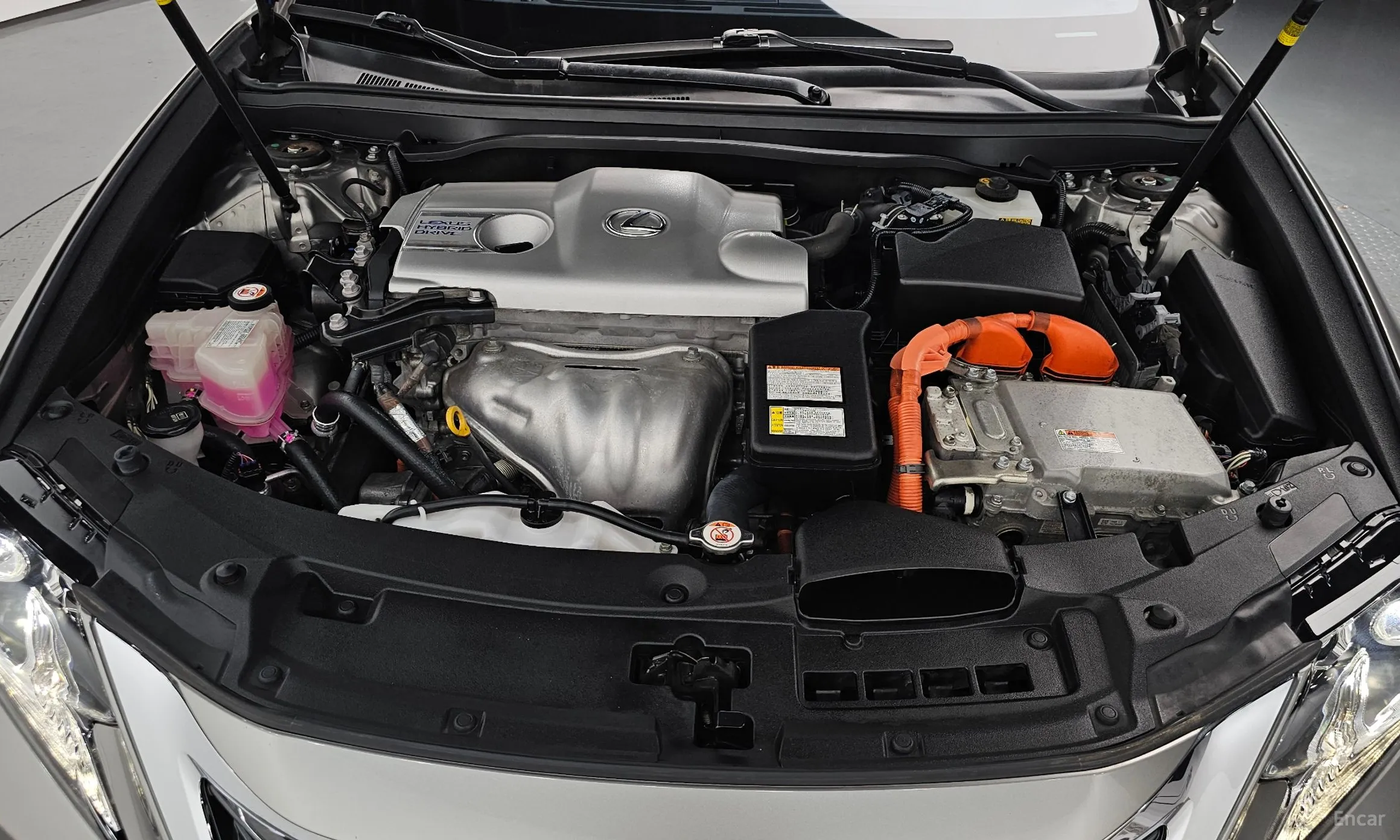 Lexus New ES300h превью 6