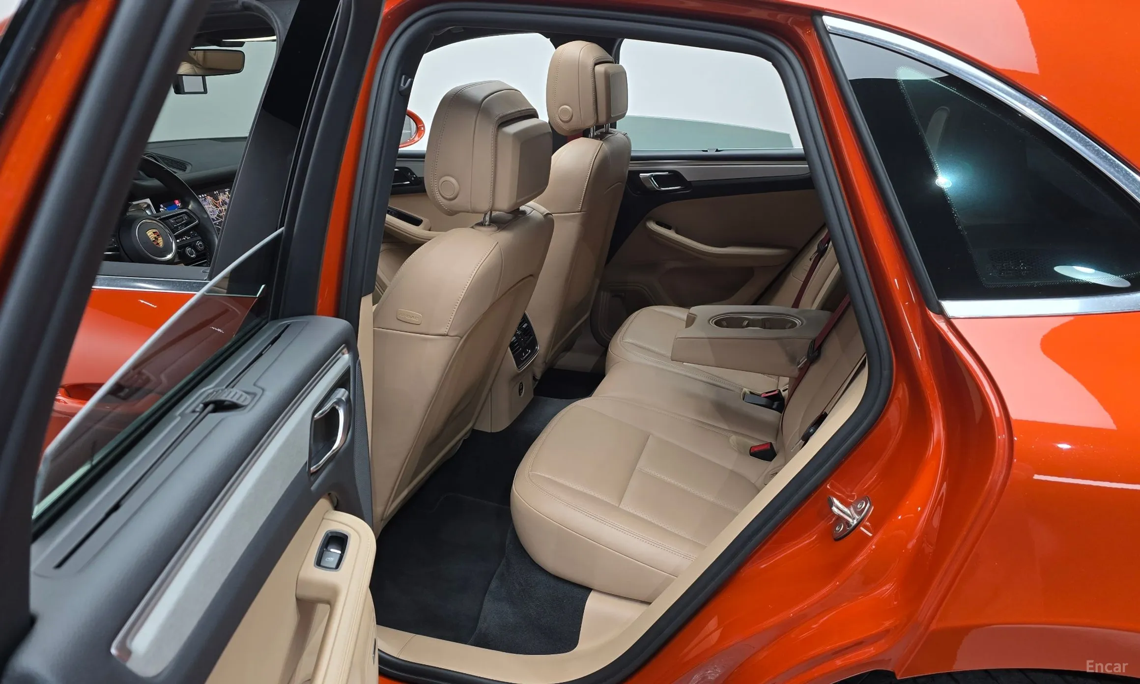 Porsche Macan превью 11