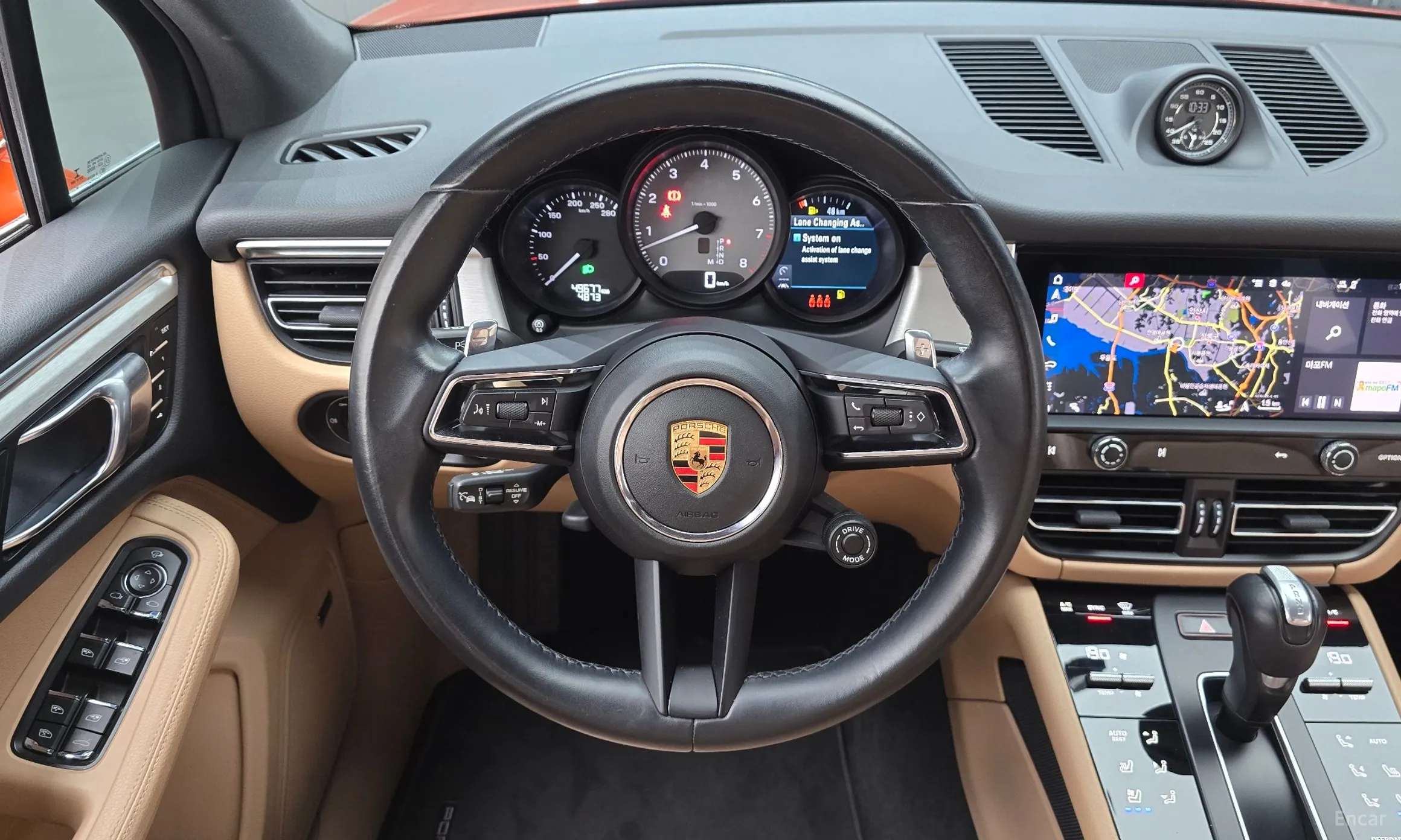 Porsche Macan превью 13