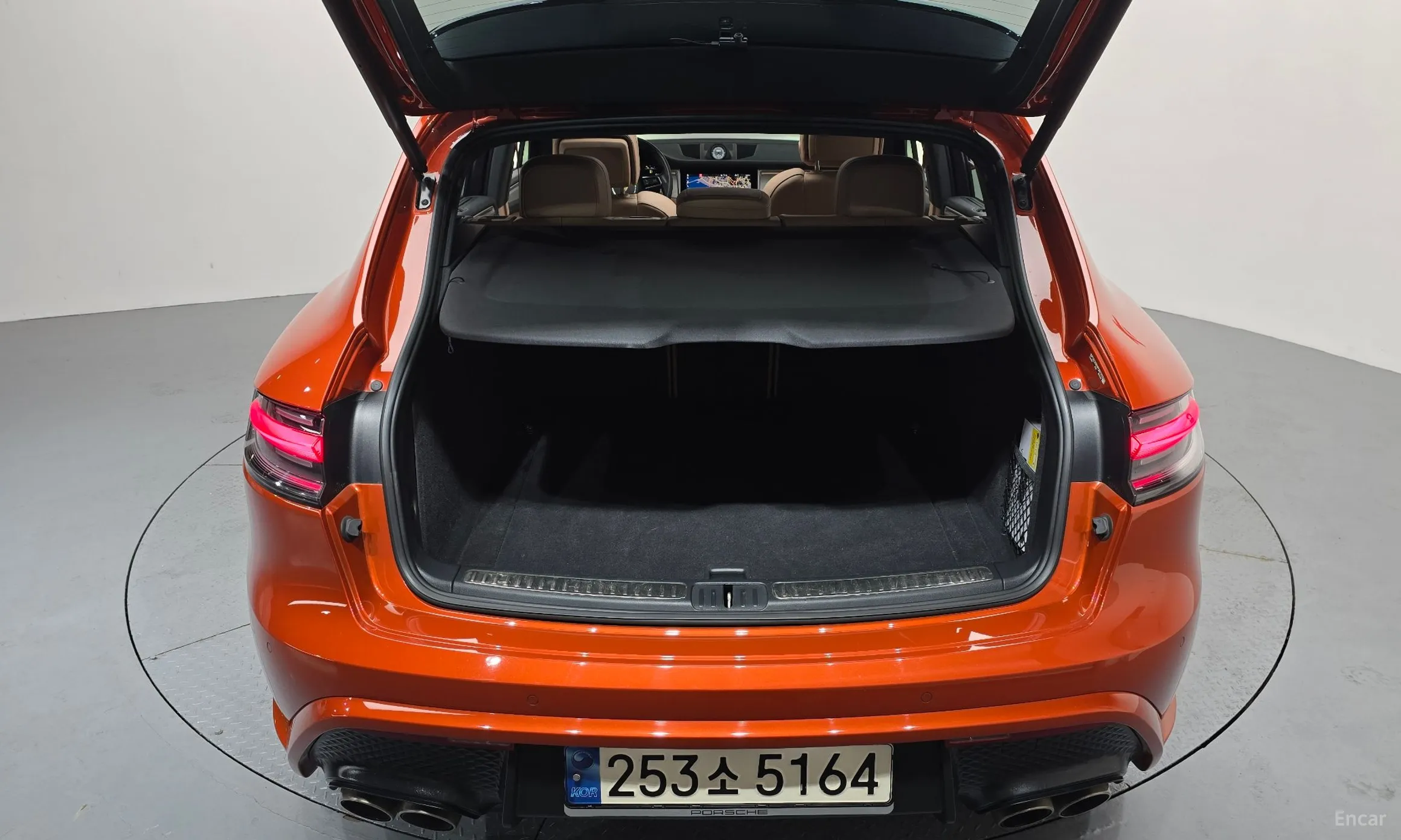 Porsche Macan превью 17