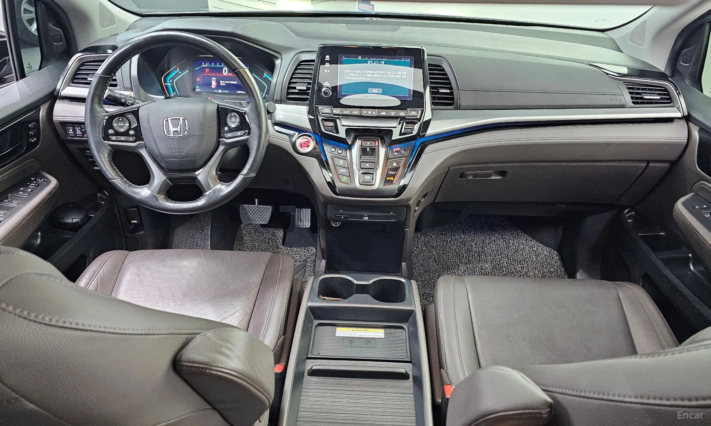 Honda Odyssey превью 7