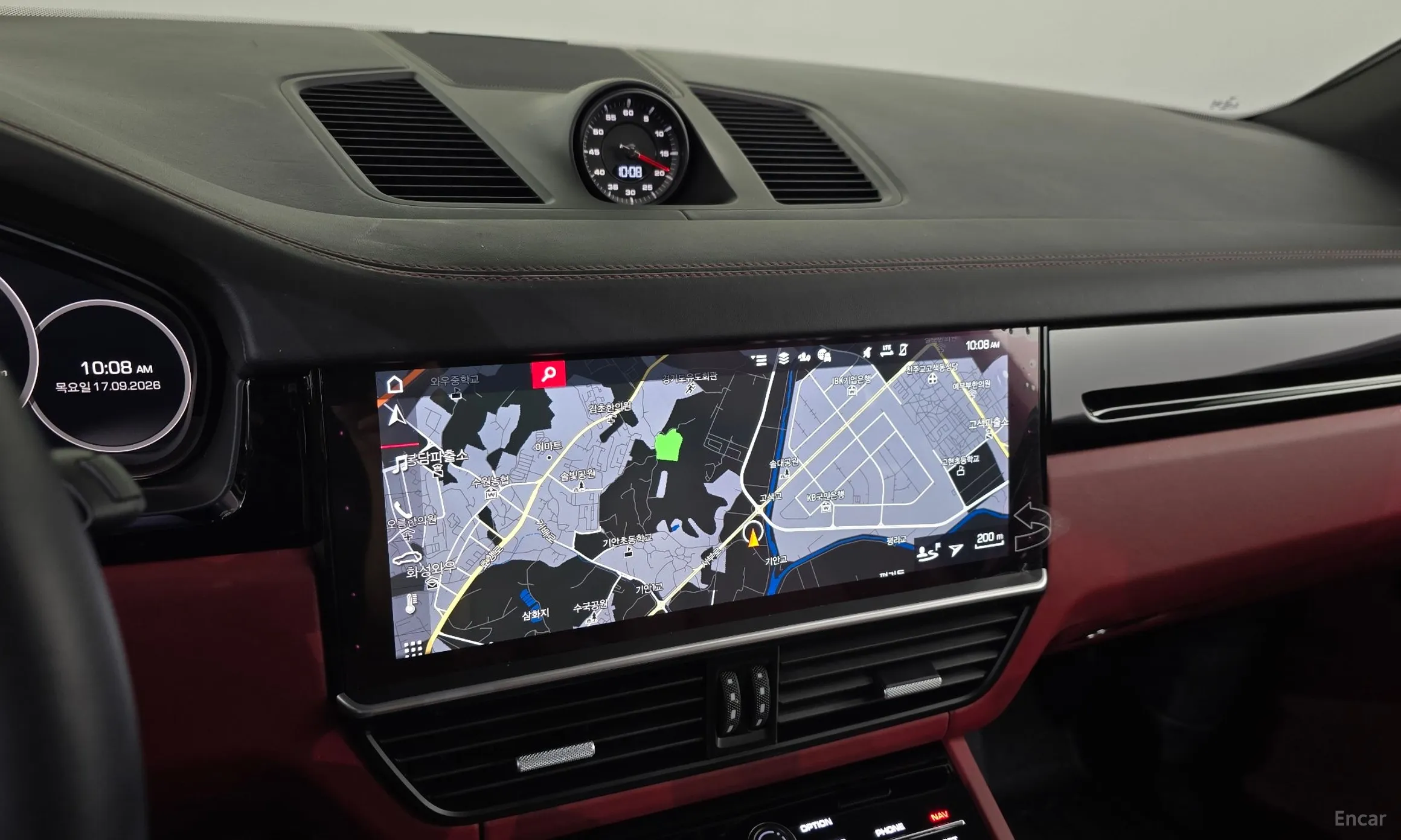 Porsche Cayenne (PO536) превью 12