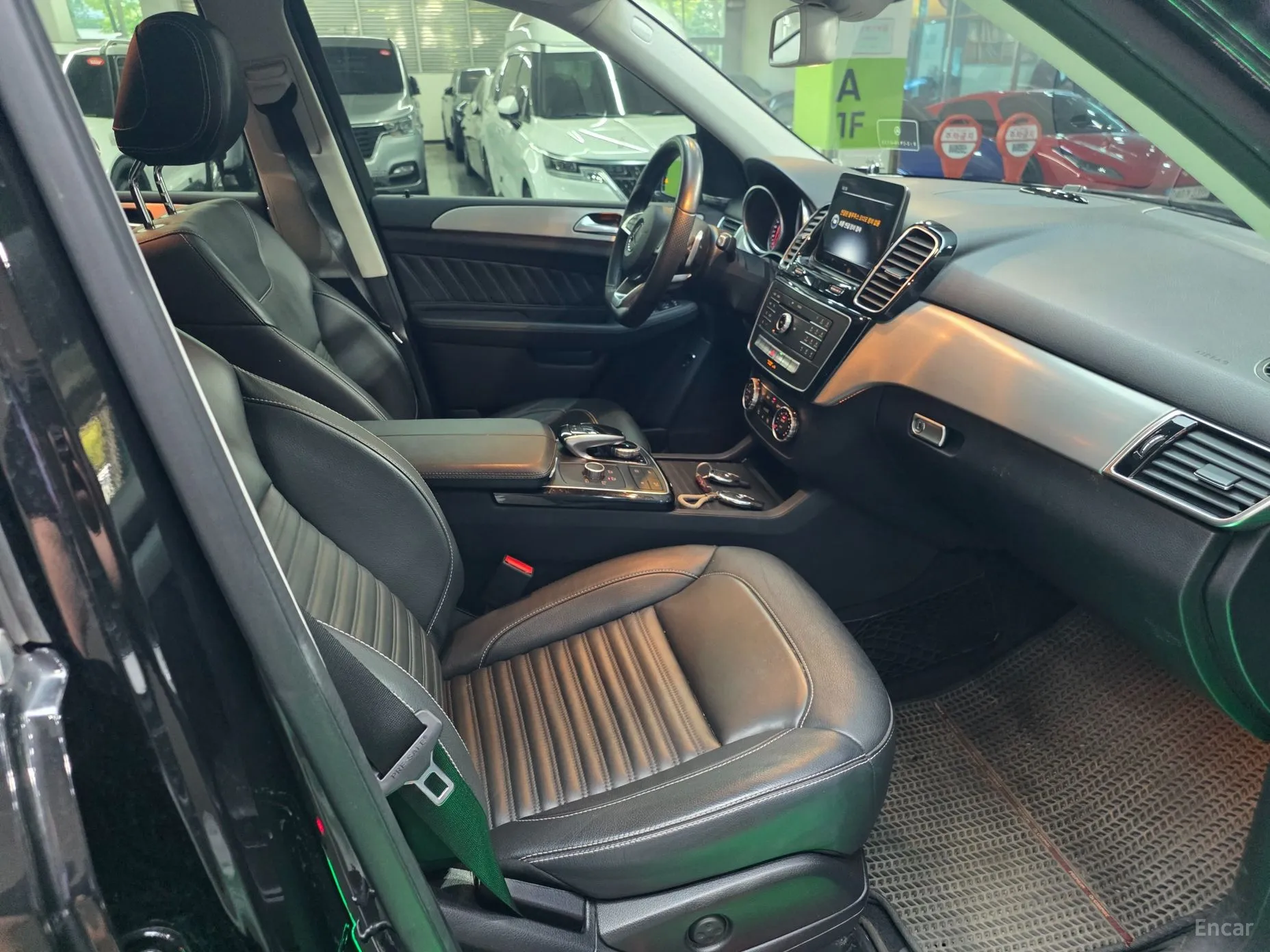 Mercedes Benz GLE-Class W166 превью 12
