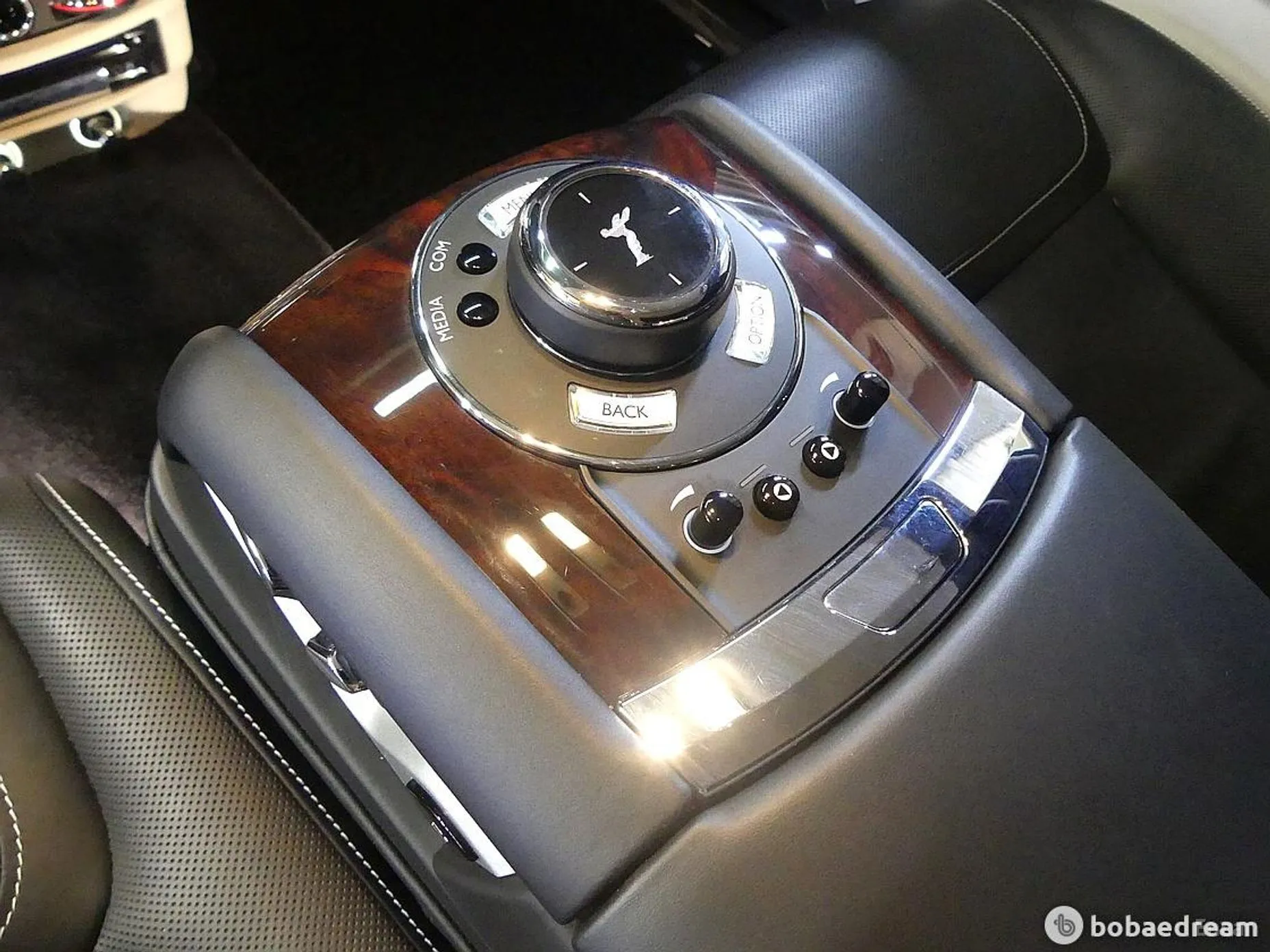 Rolls-Royce Ghost превью 14