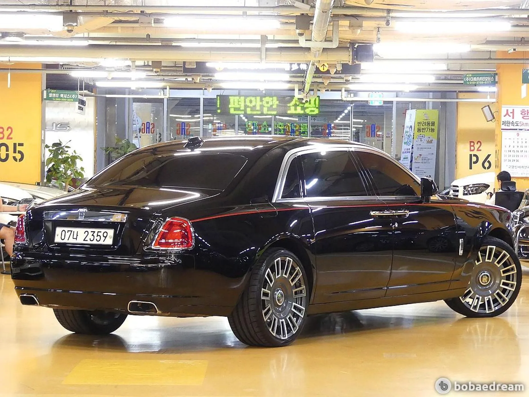Rolls-Royce Ghost превью 4