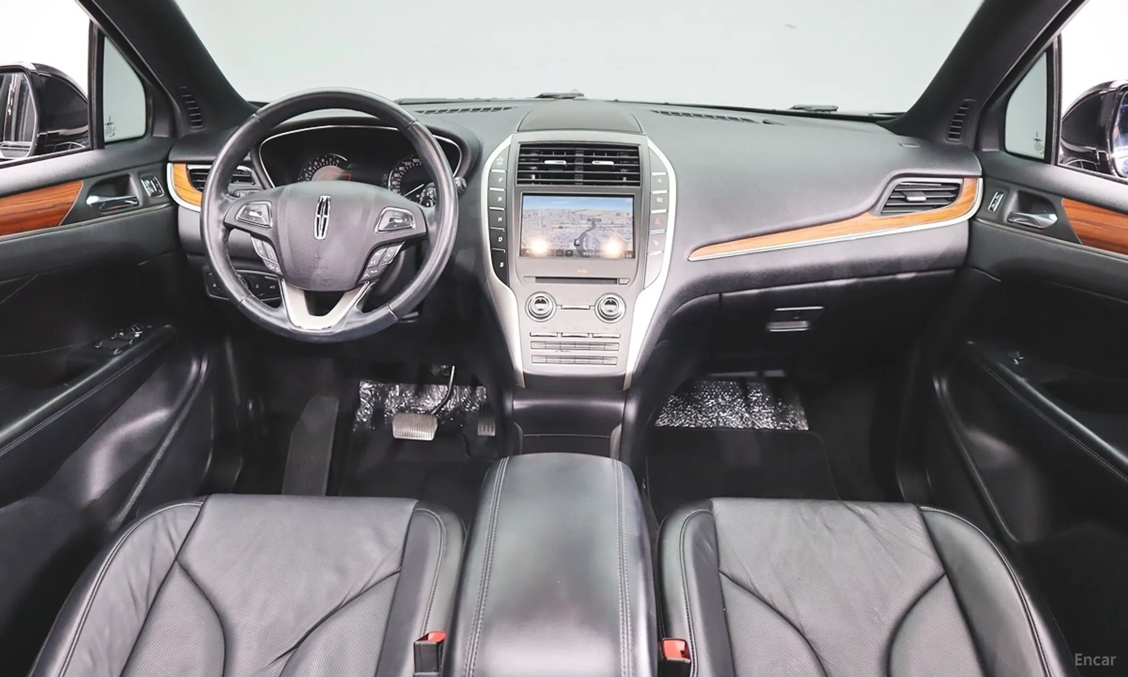 Lincoln MKC превью 7