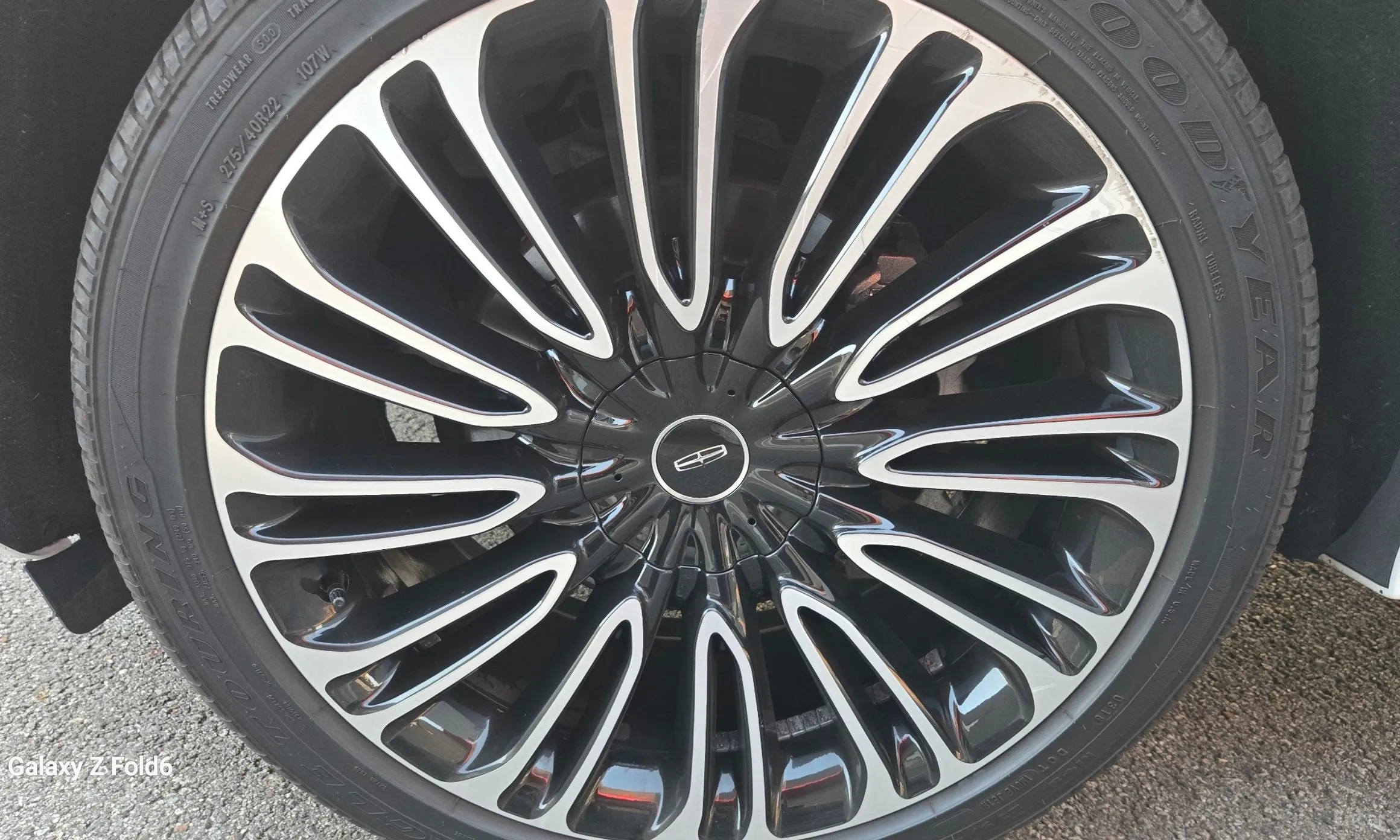 Lincoln Aviator 2nd Generation превью 18
