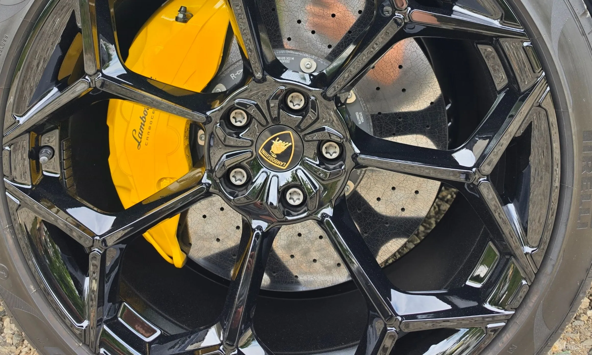 Lamborghini Urus превью 5
