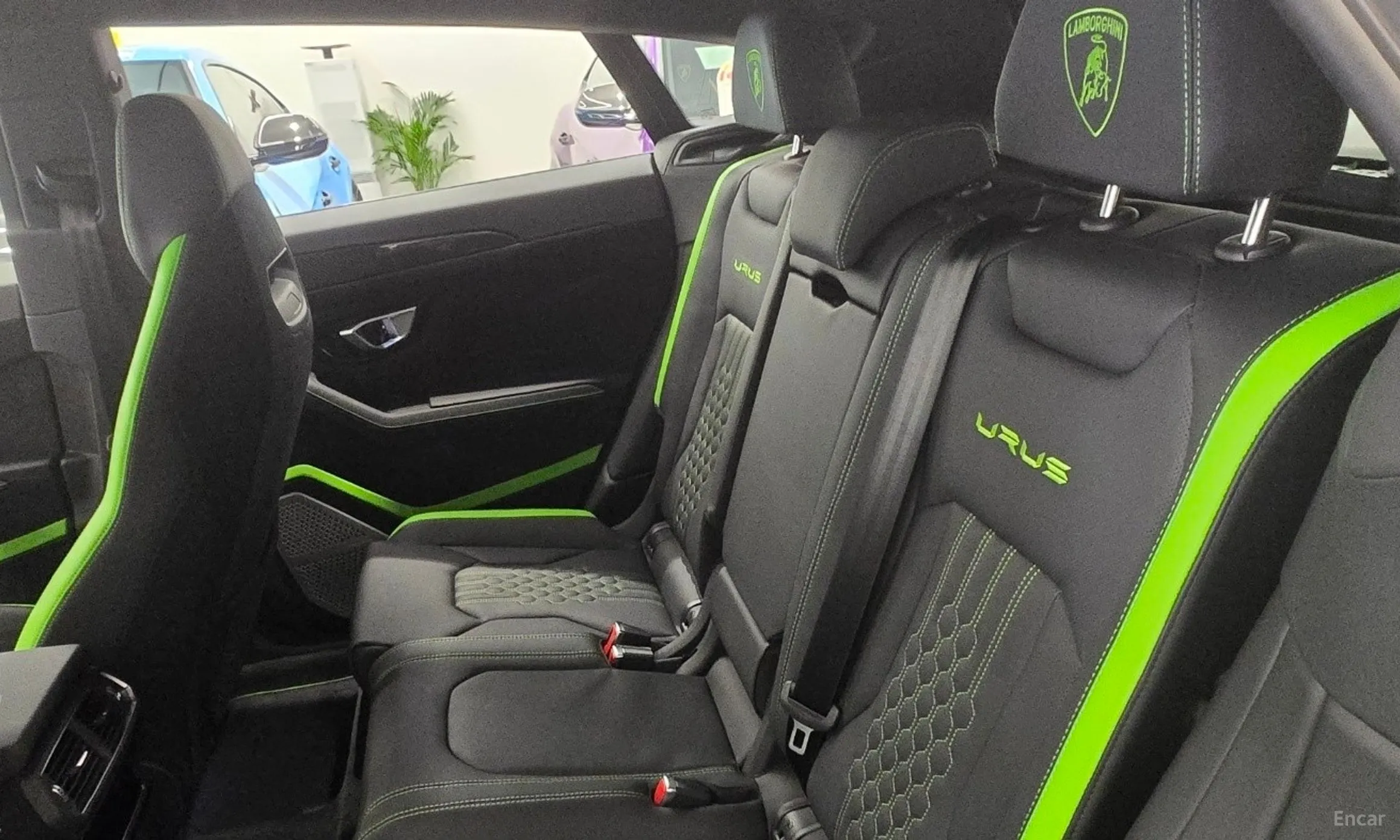 Lamborghini Urus превью 9