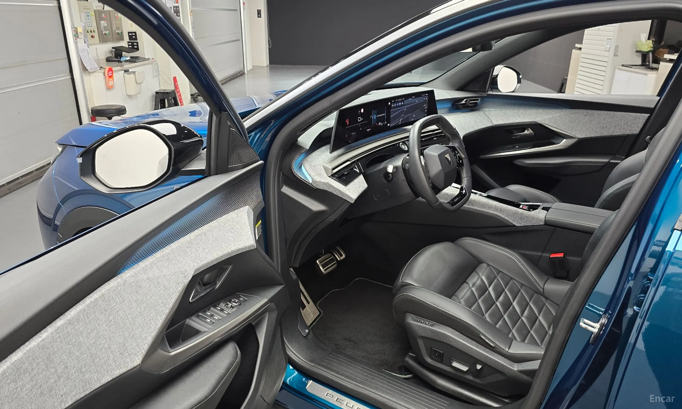 Peugeot 3008 3rd generation превью 10