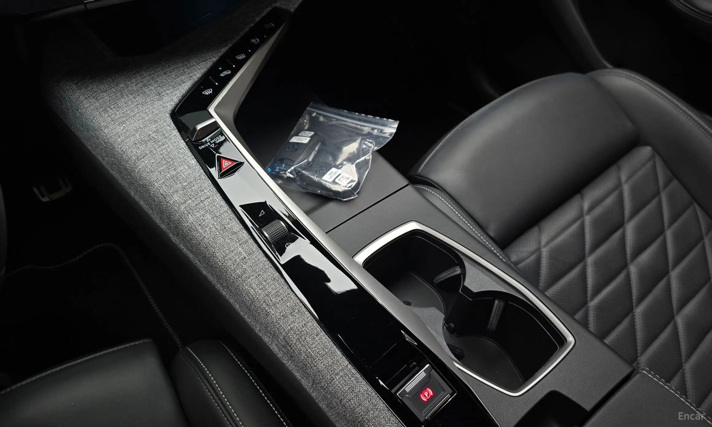 Peugeot 3008 3rd generation превью 20