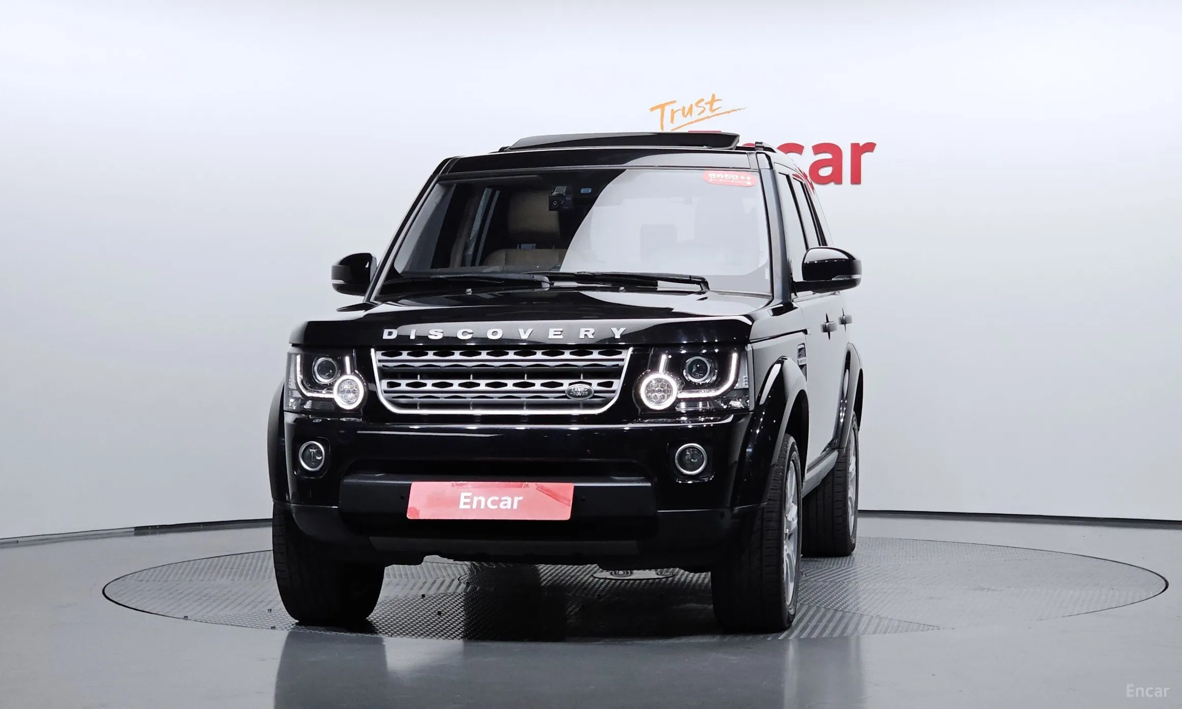 Land Rover Discovery 4 превью 3