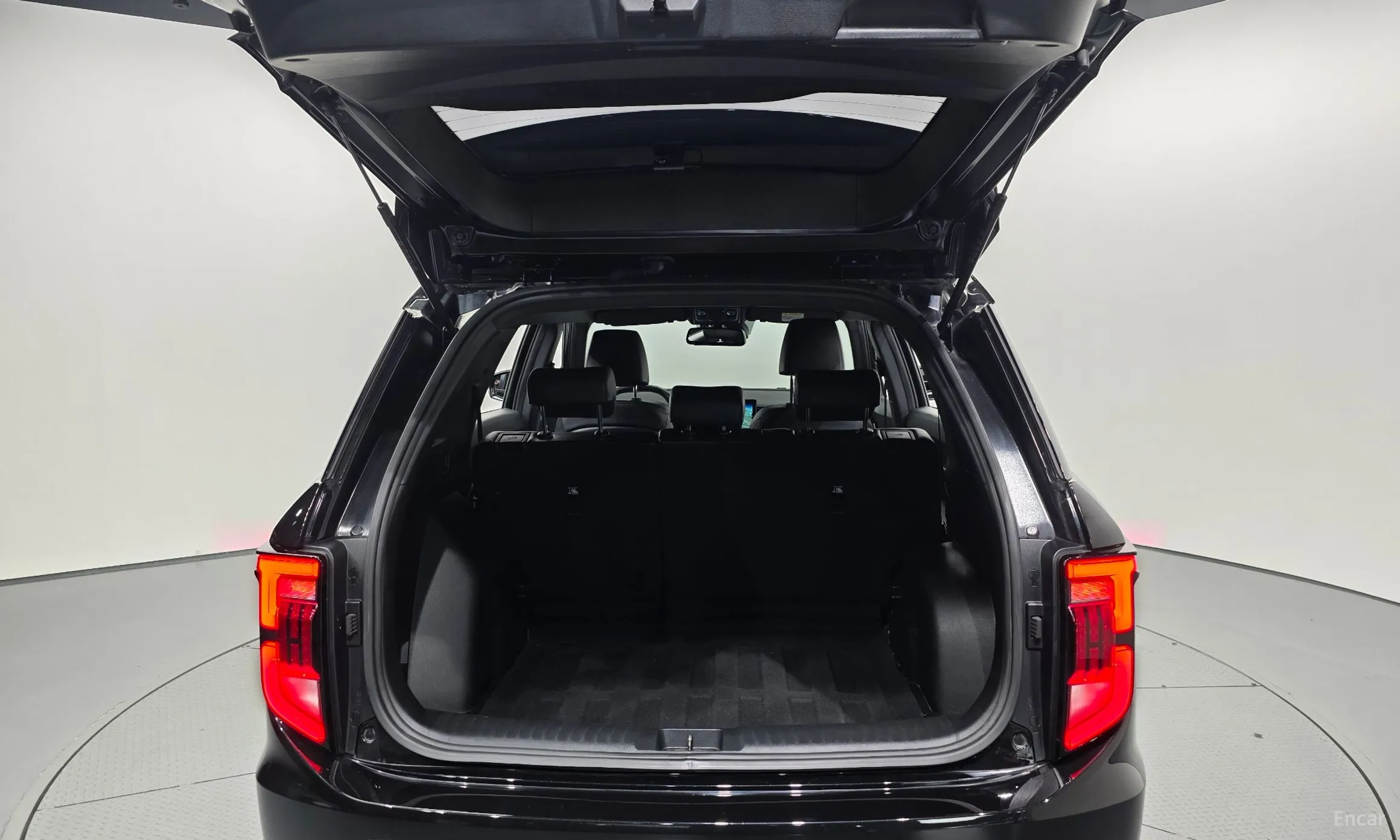 KG Mobility (SsangYong) Torres превью 20