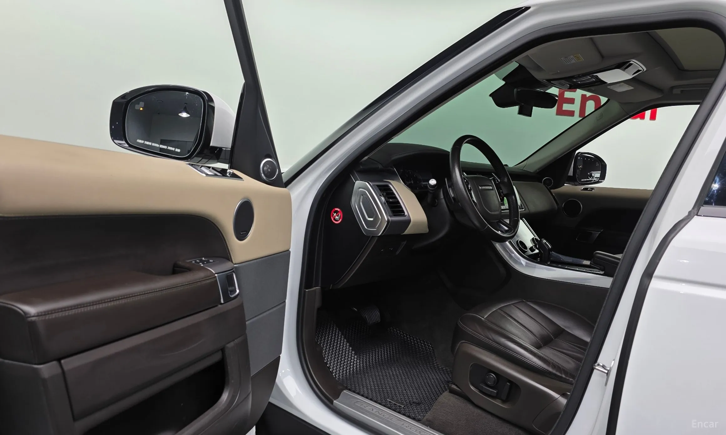 Land Rover Range Rover Sport 2nd Generation превью 10