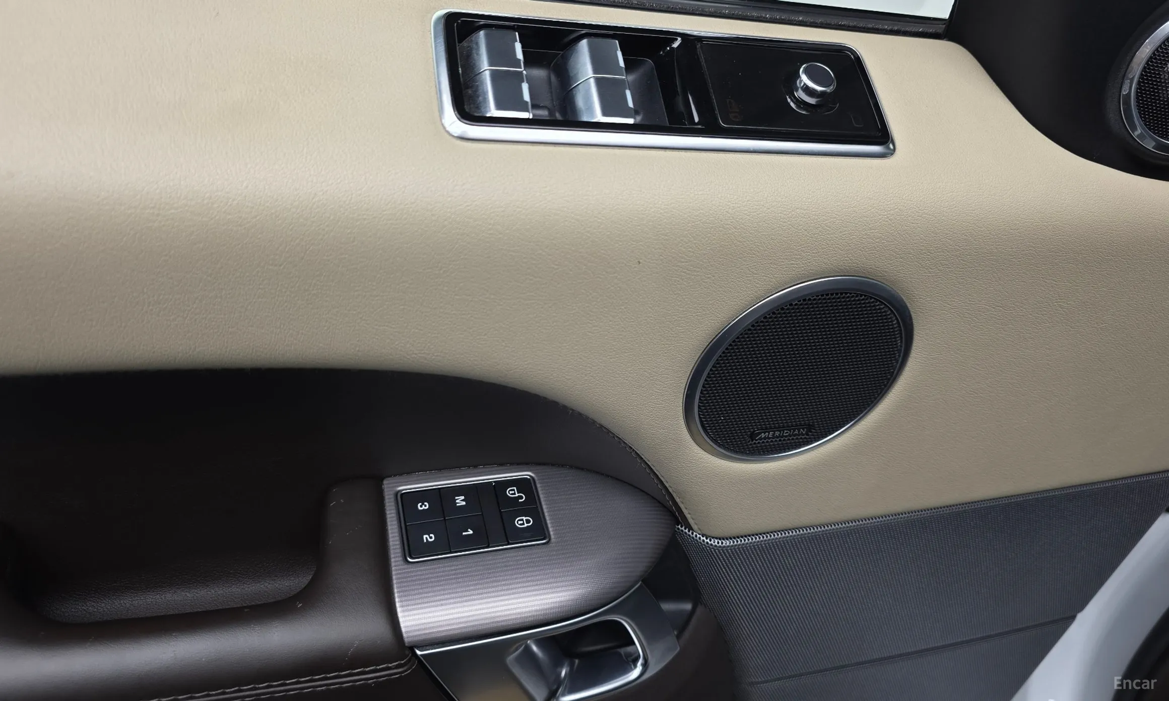 Land Rover Range Rover Sport 2nd Generation превью 11