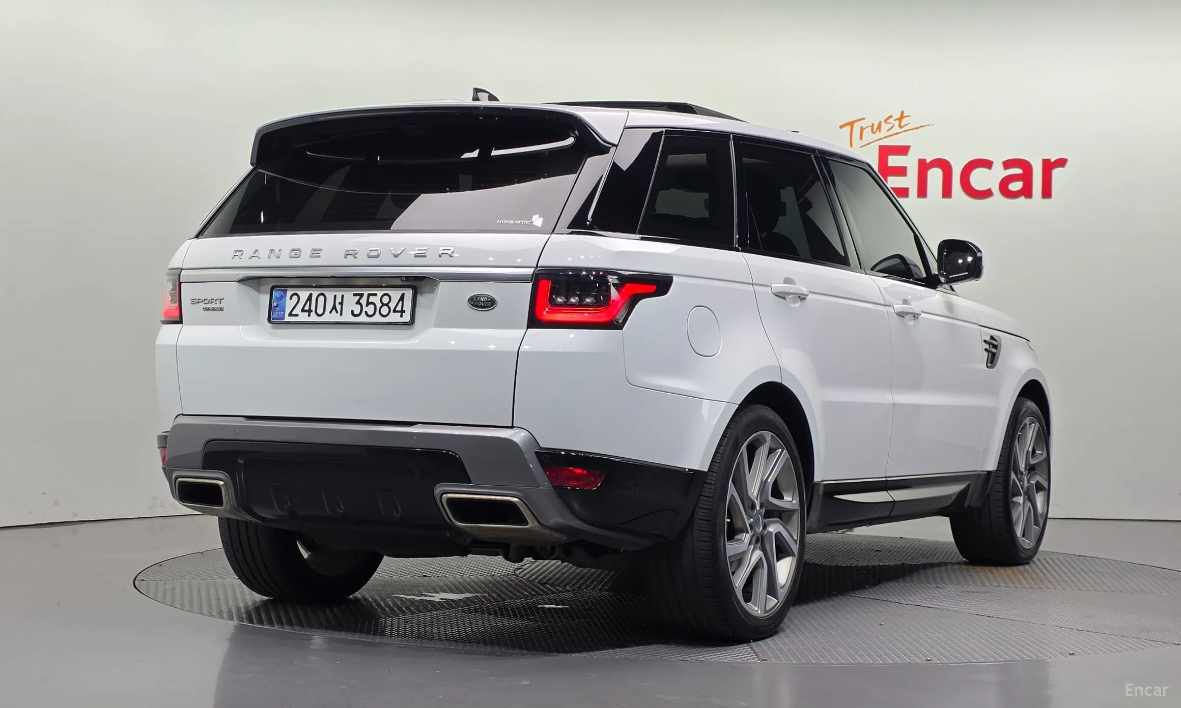 Land Rover Range Rover Sport 2nd Generation